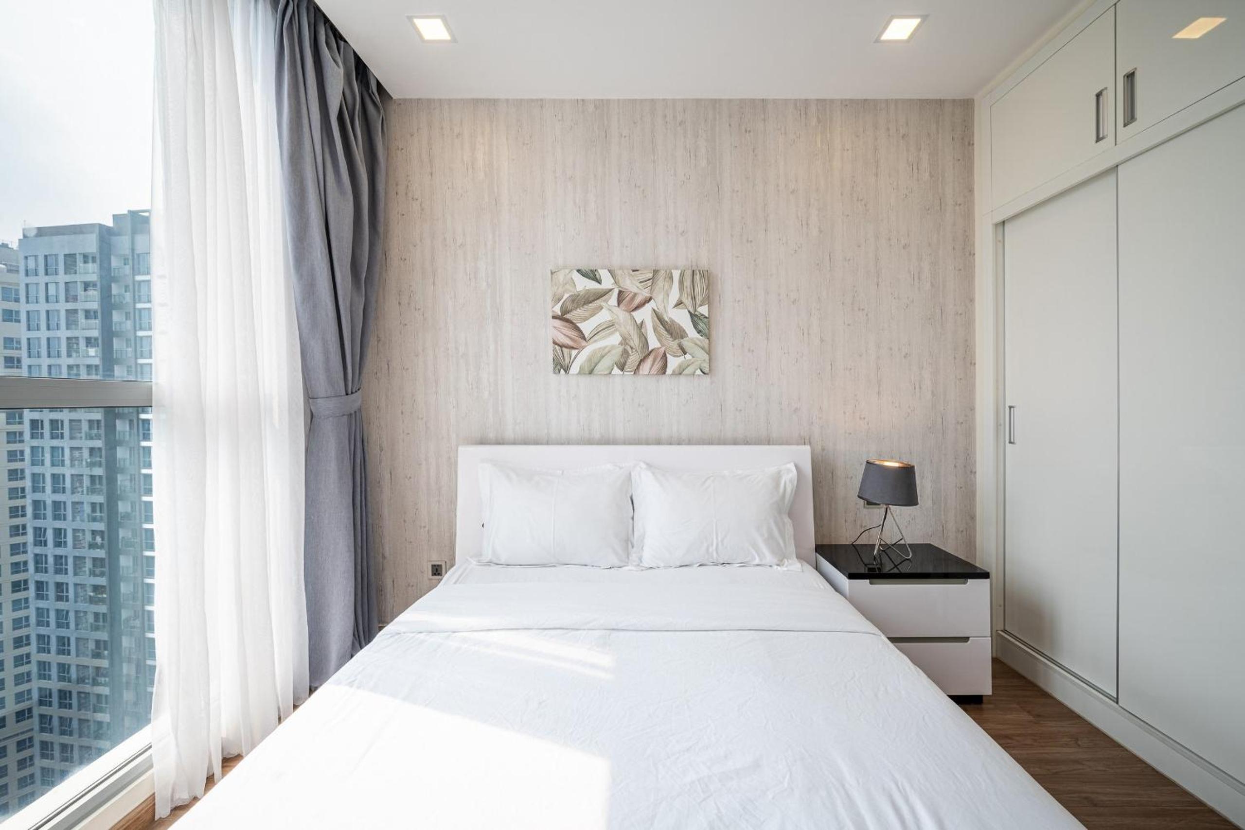 Luxury Apartment at Vinhomes Central Park