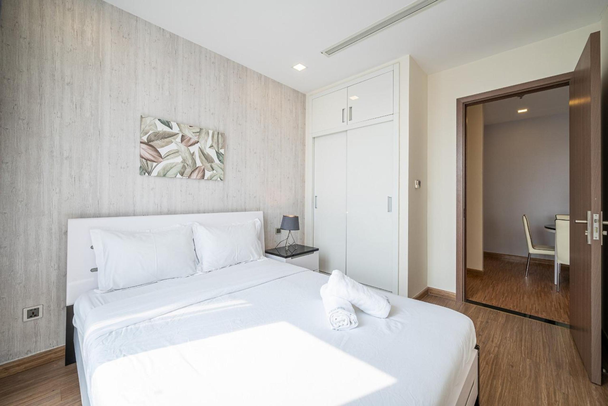 Luxury Apartment at Vinhomes Central Park