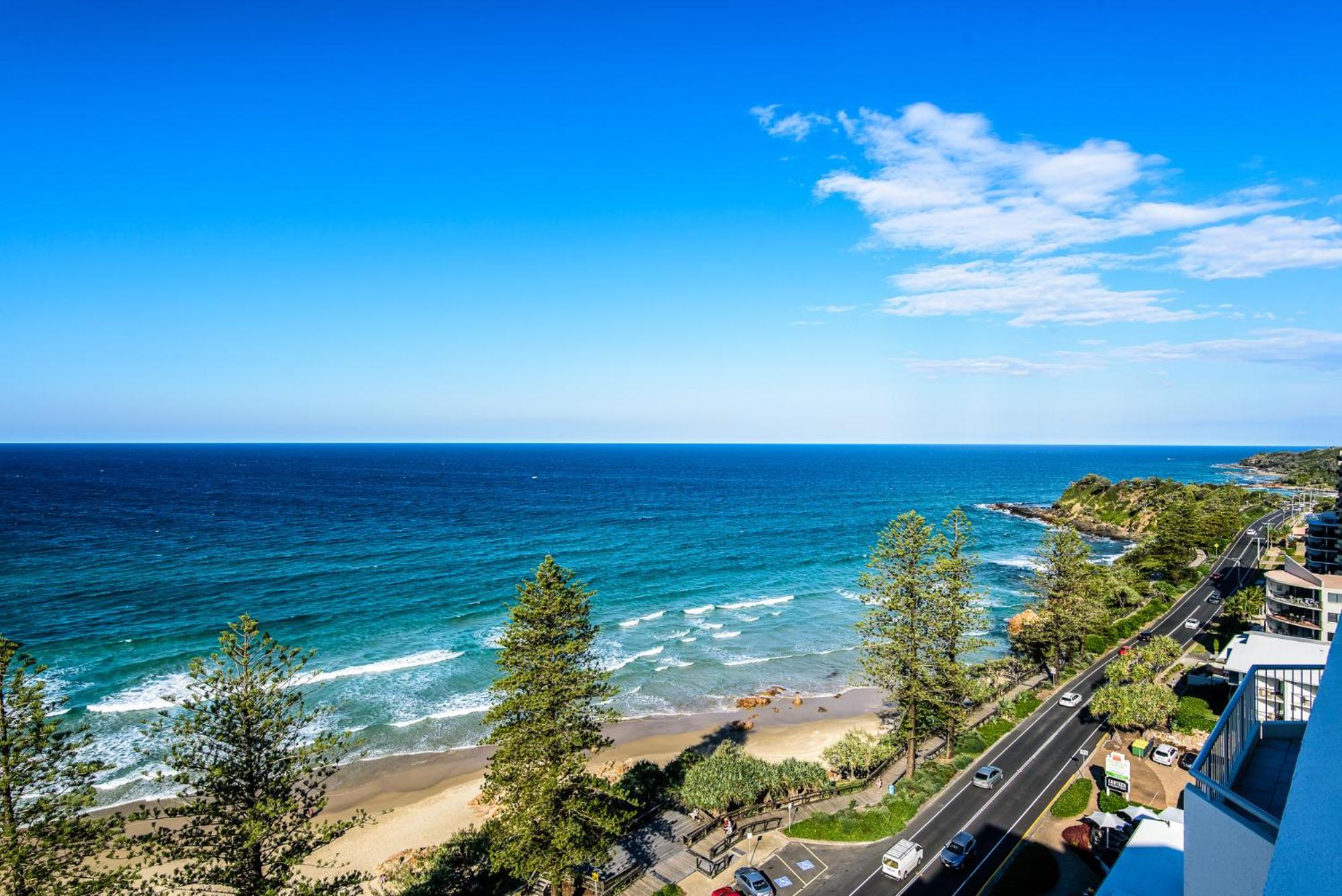Deluxe Two Bedroom Apartment with Ocean Views