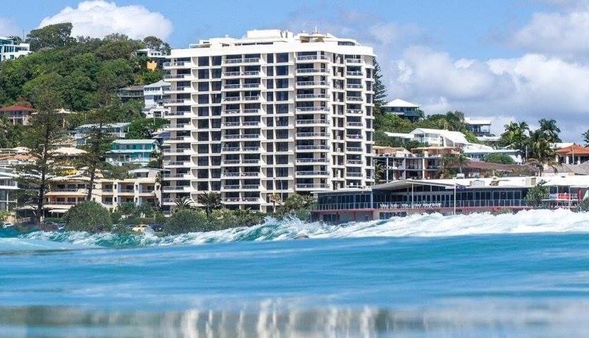 Deluxe Two Bedroom Apartment with Ocean Views