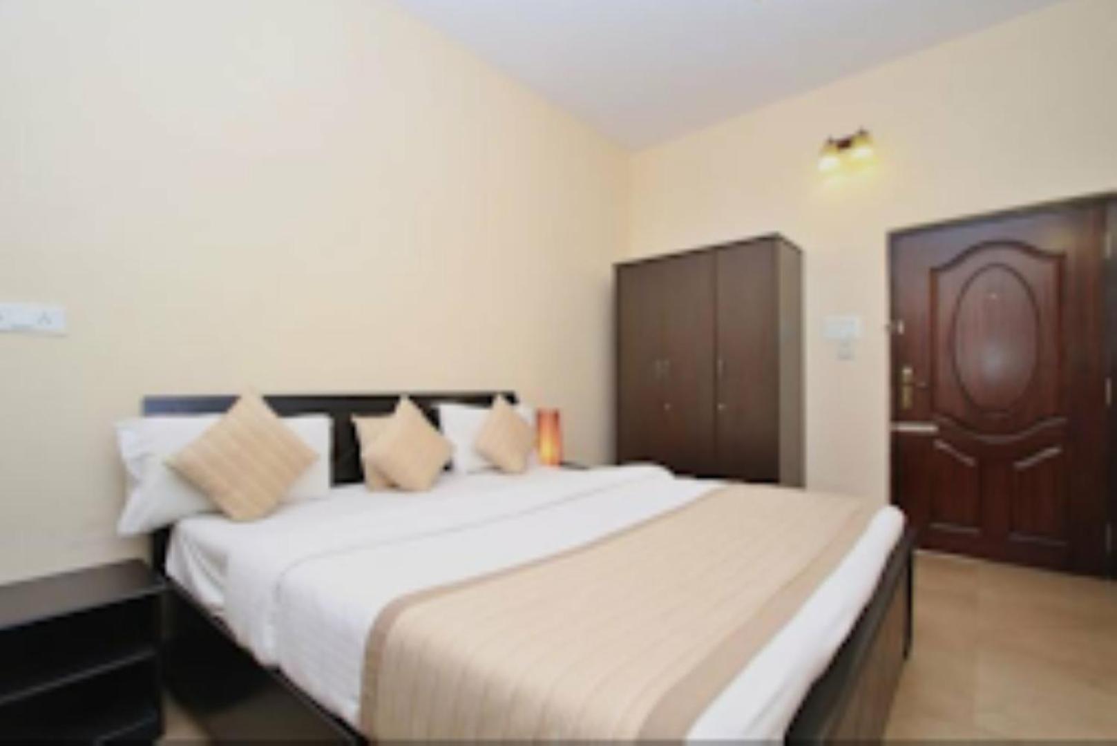 Bota Royal Luxury Suites,Koppa