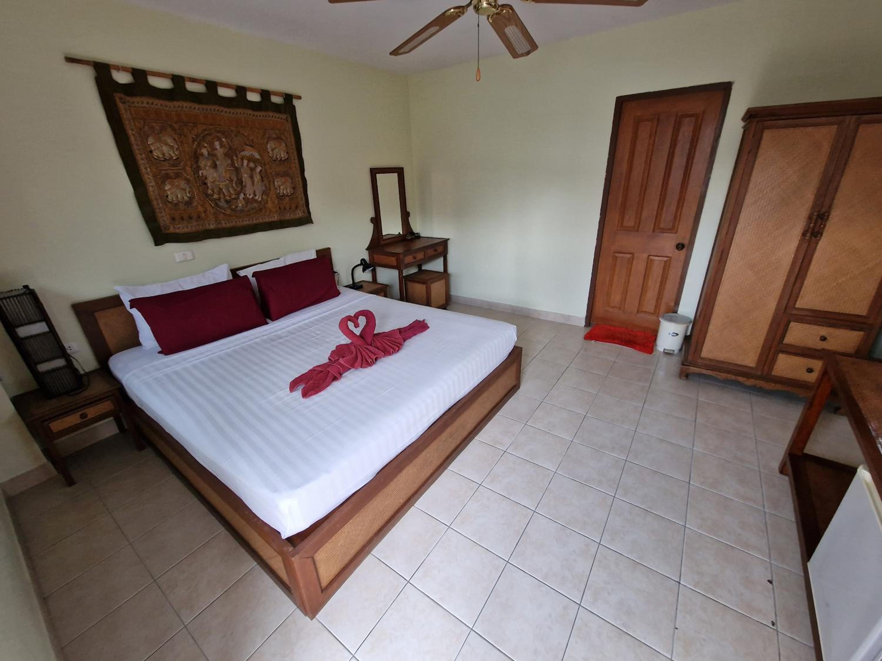 Villa Oranje Chiang Mai
