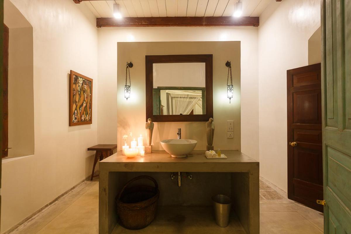 MO River House Luxury Villa