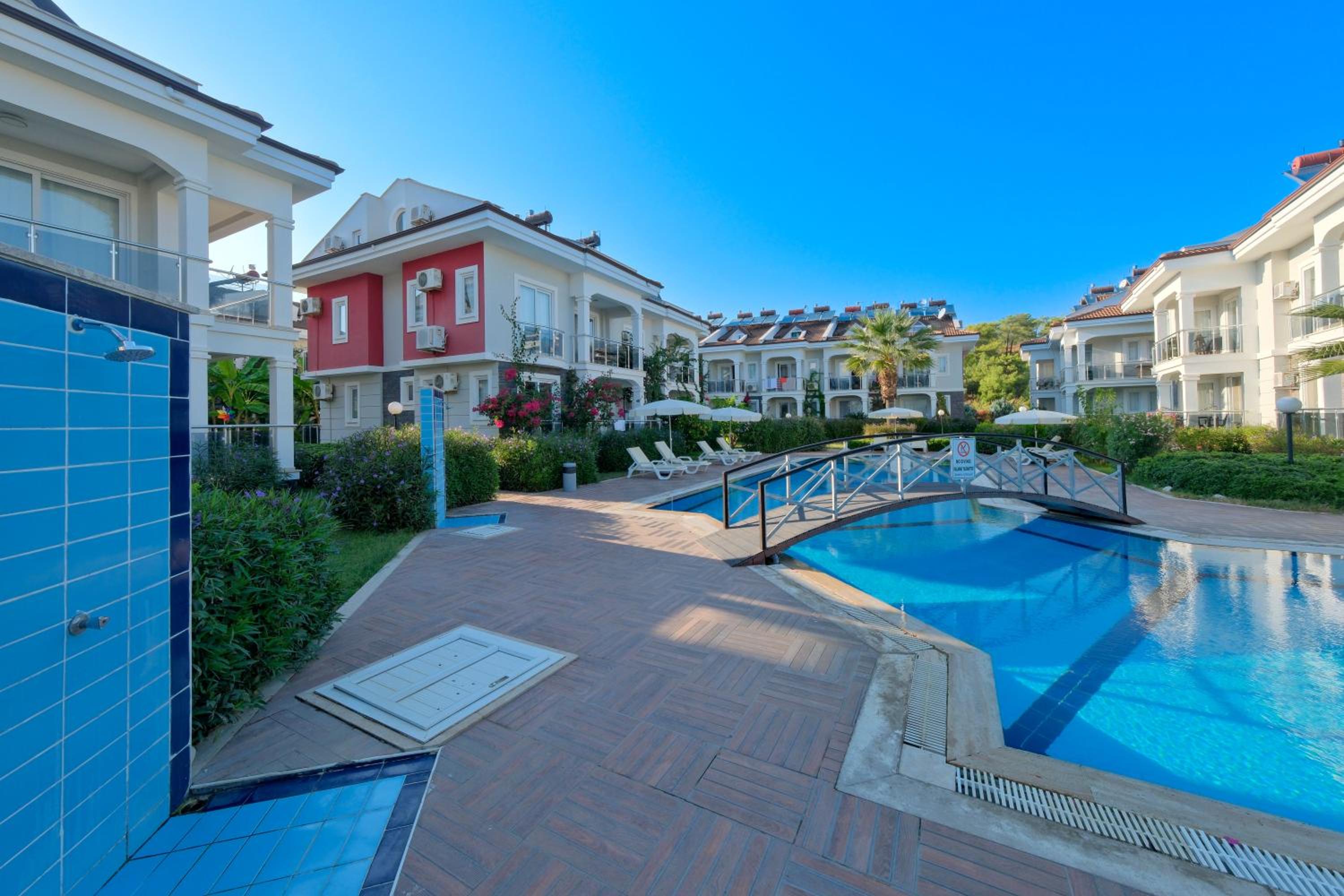Legend Apartments