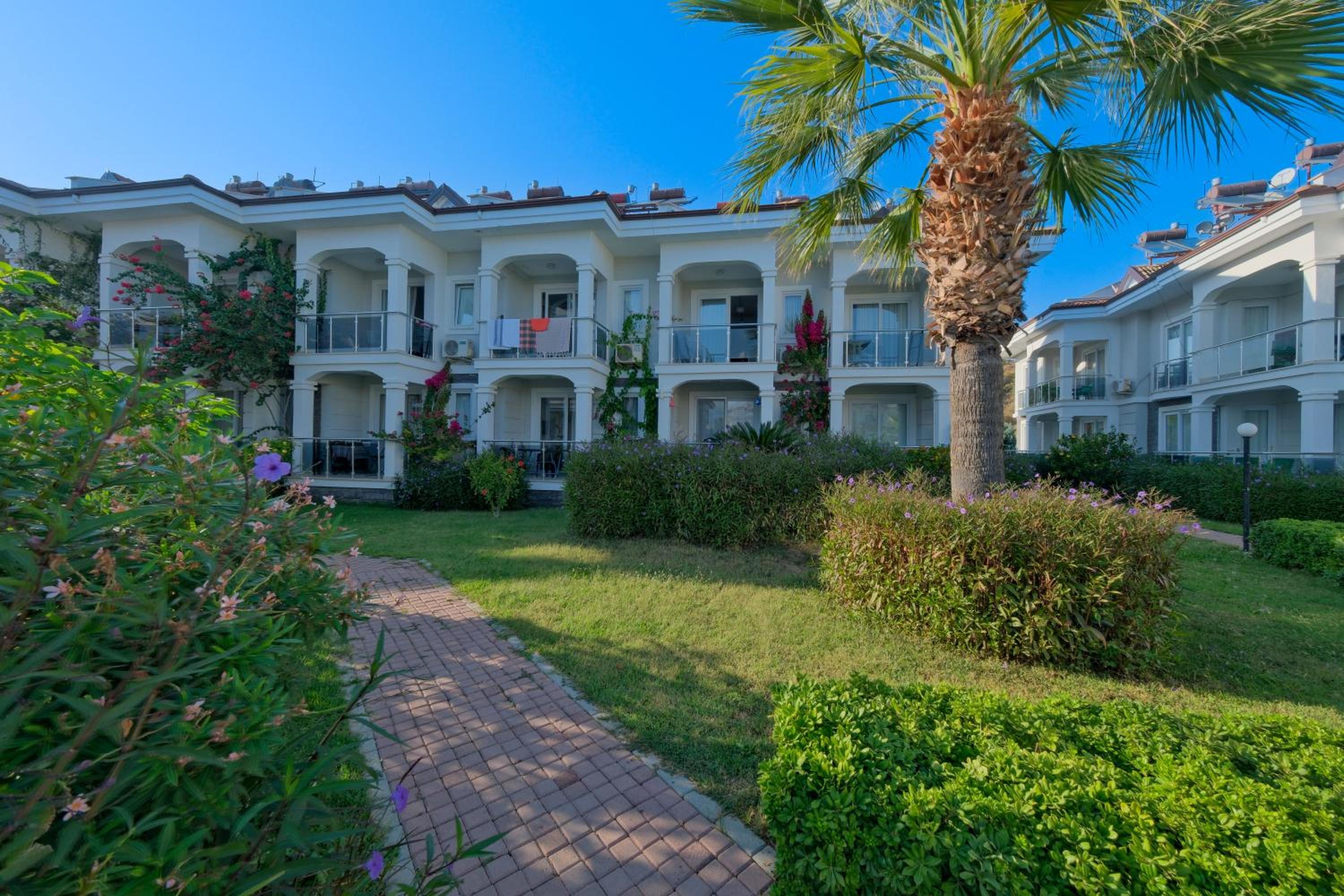 Legend Apartments