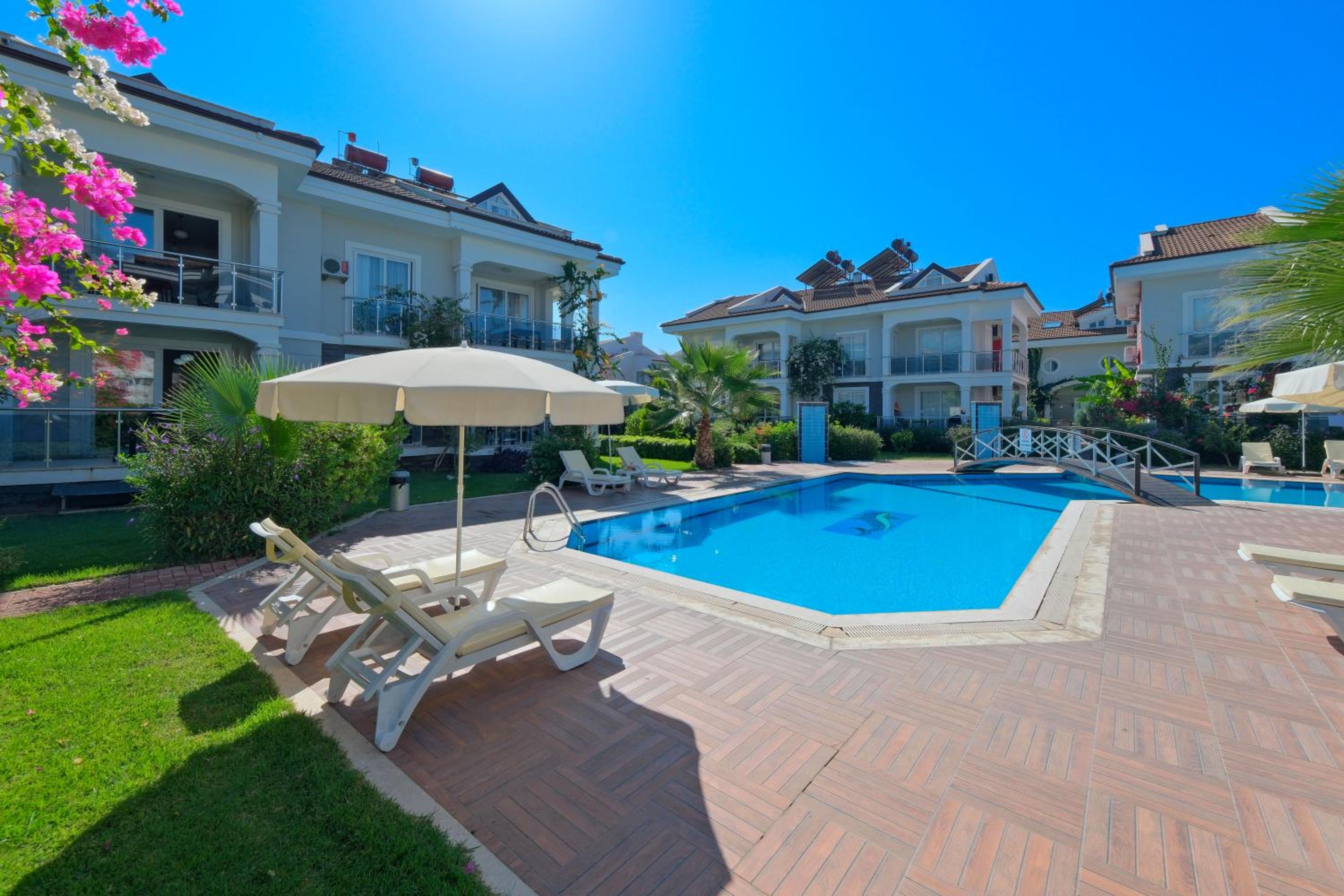 Legend Apartments