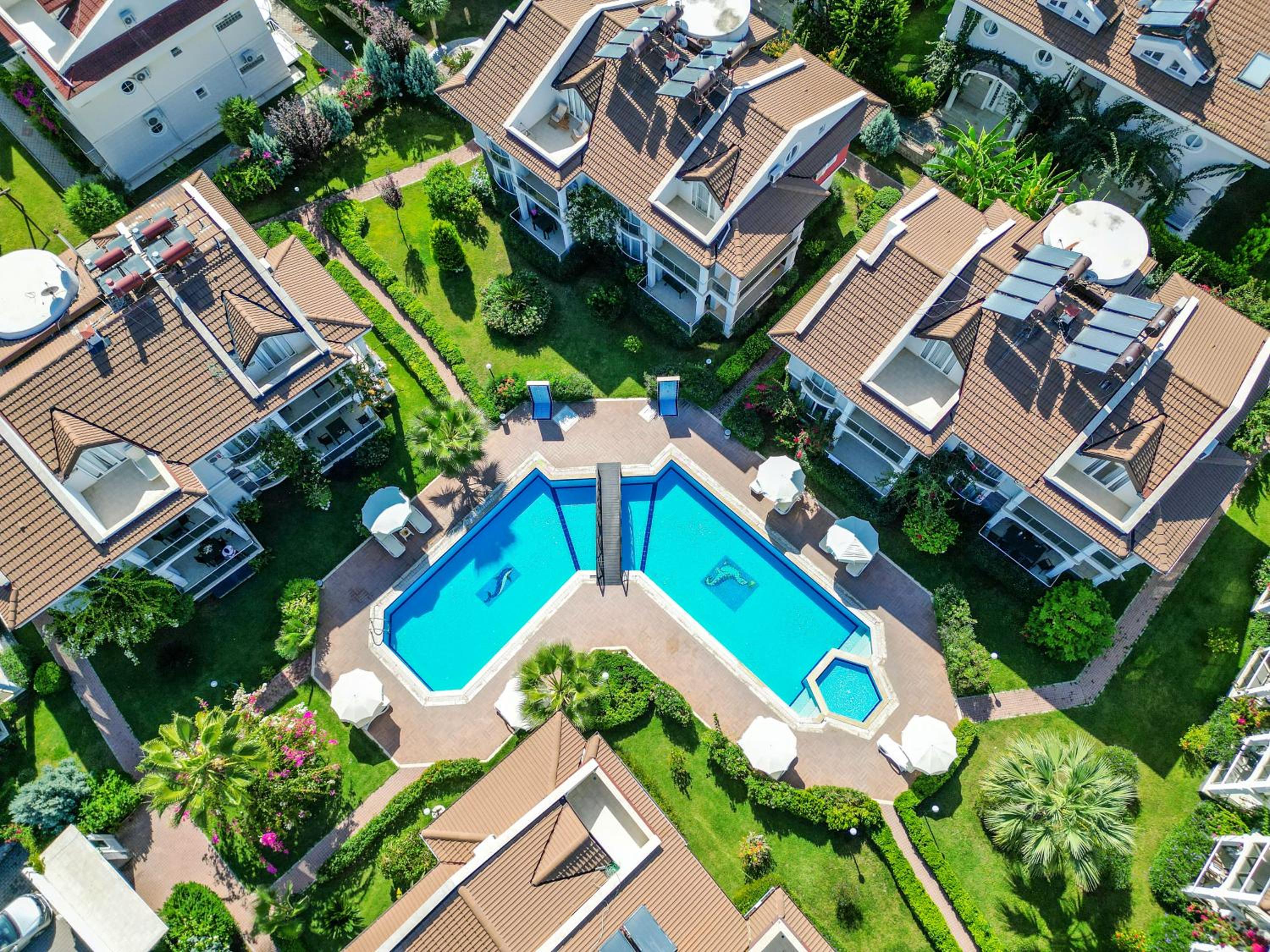 Legend Apartments