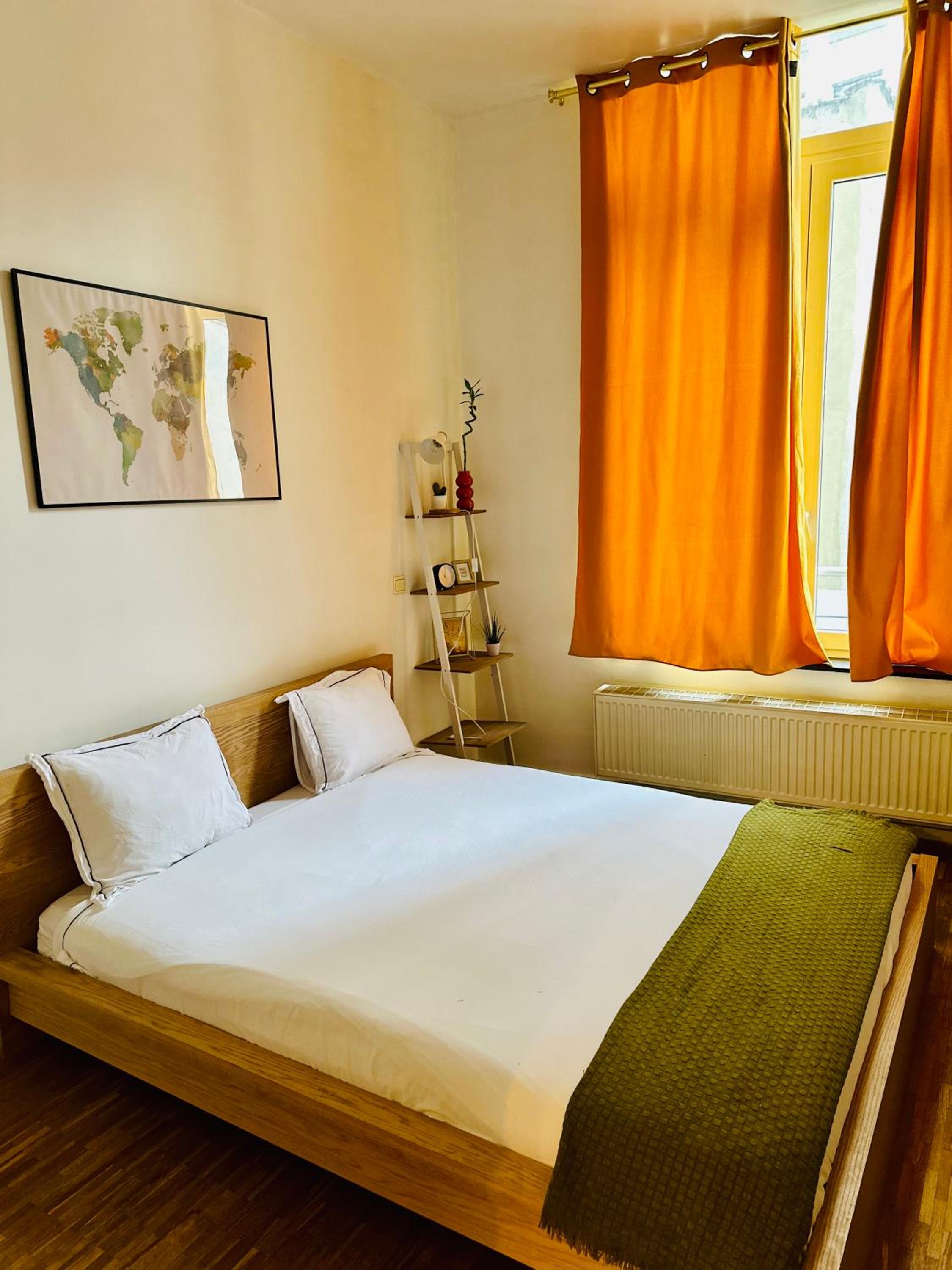 Down-Town 1 Bedroom Flat