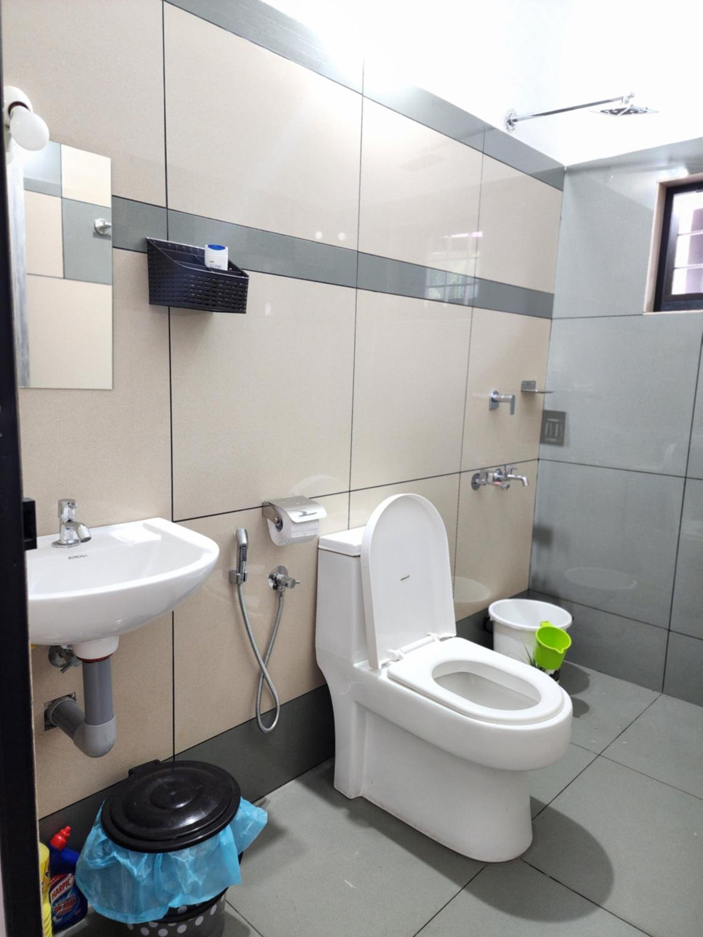Olive Home stay Gold 1bhk view 4