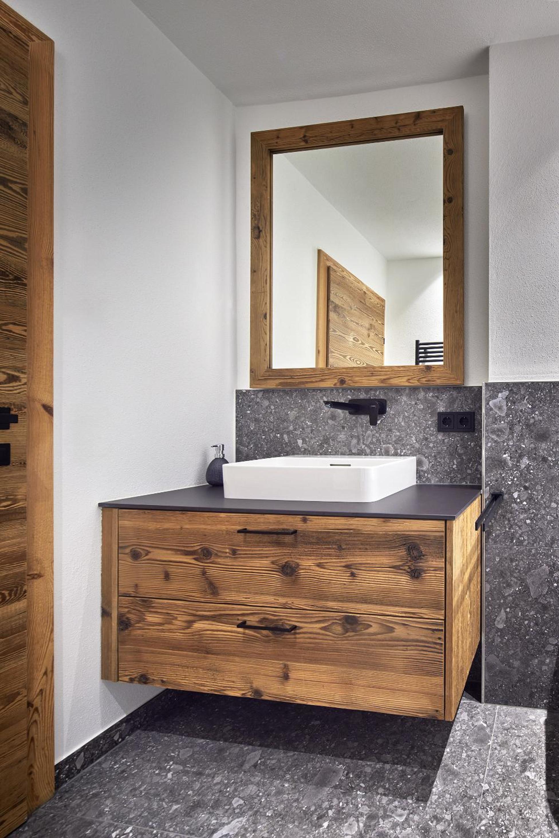 Alpin Residenzen Eichenheim Aurach bei Kitzbühel by Alpina-Holiday