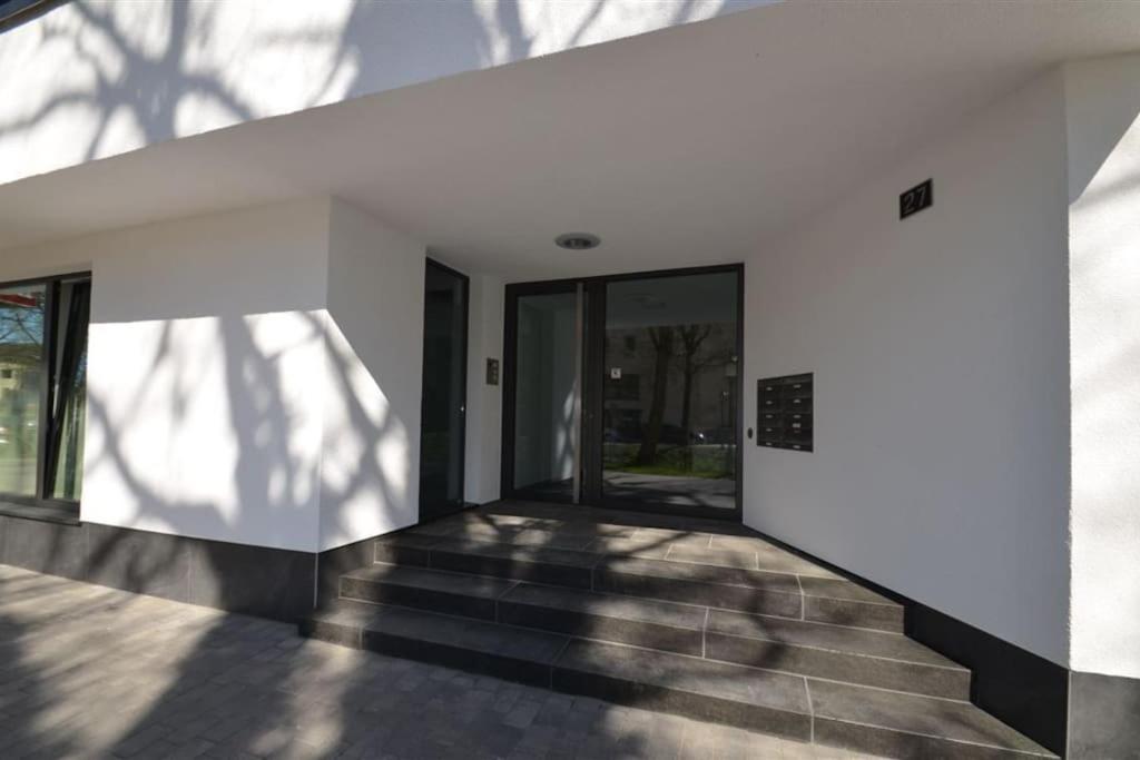 EG Ferienwohnung Merzig Stadt 60 qm PKW Stellplatz im Innenhof