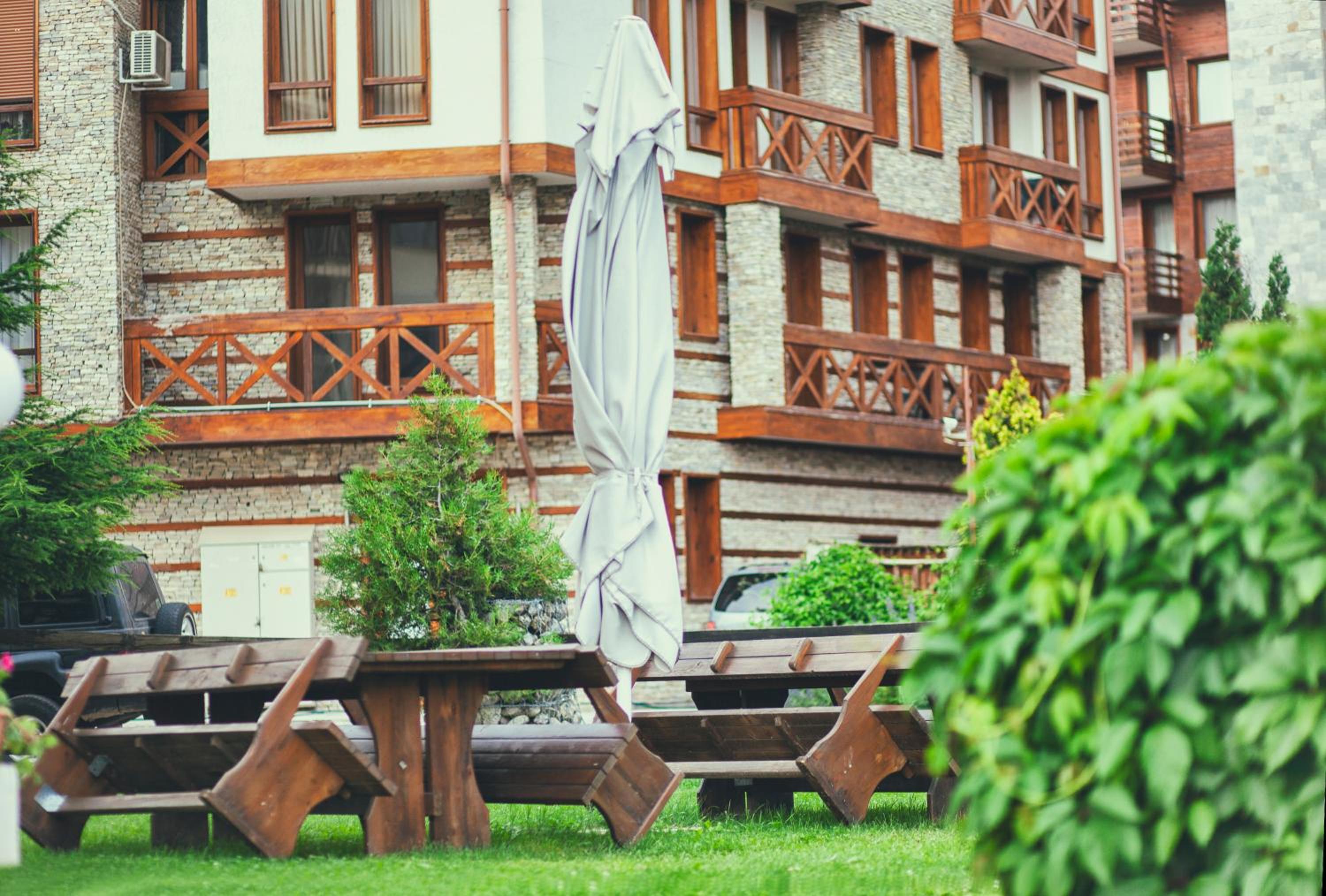 Cozy apartment next to the forest and the gondola