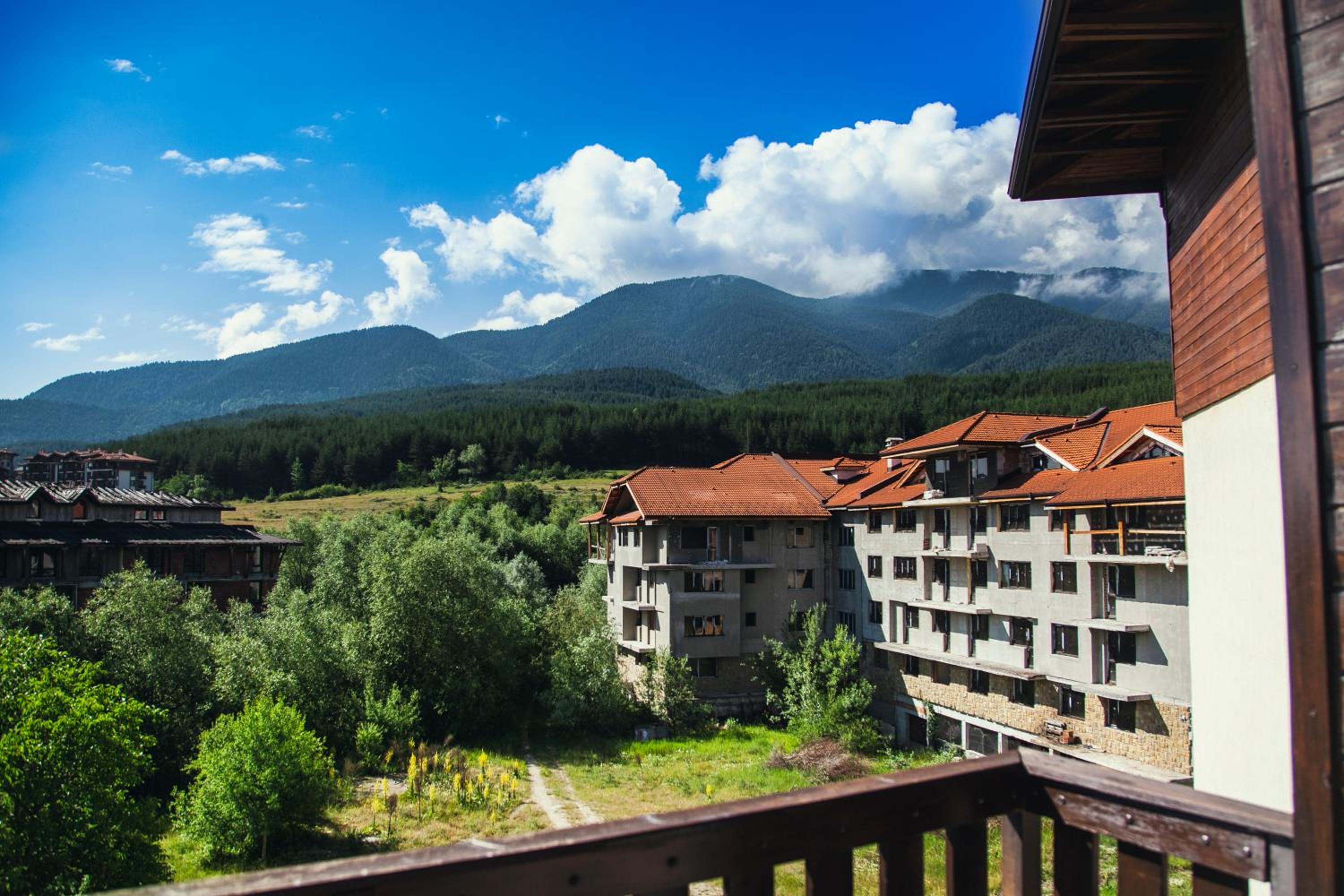 Cozy apartment next to the forest and the gondola