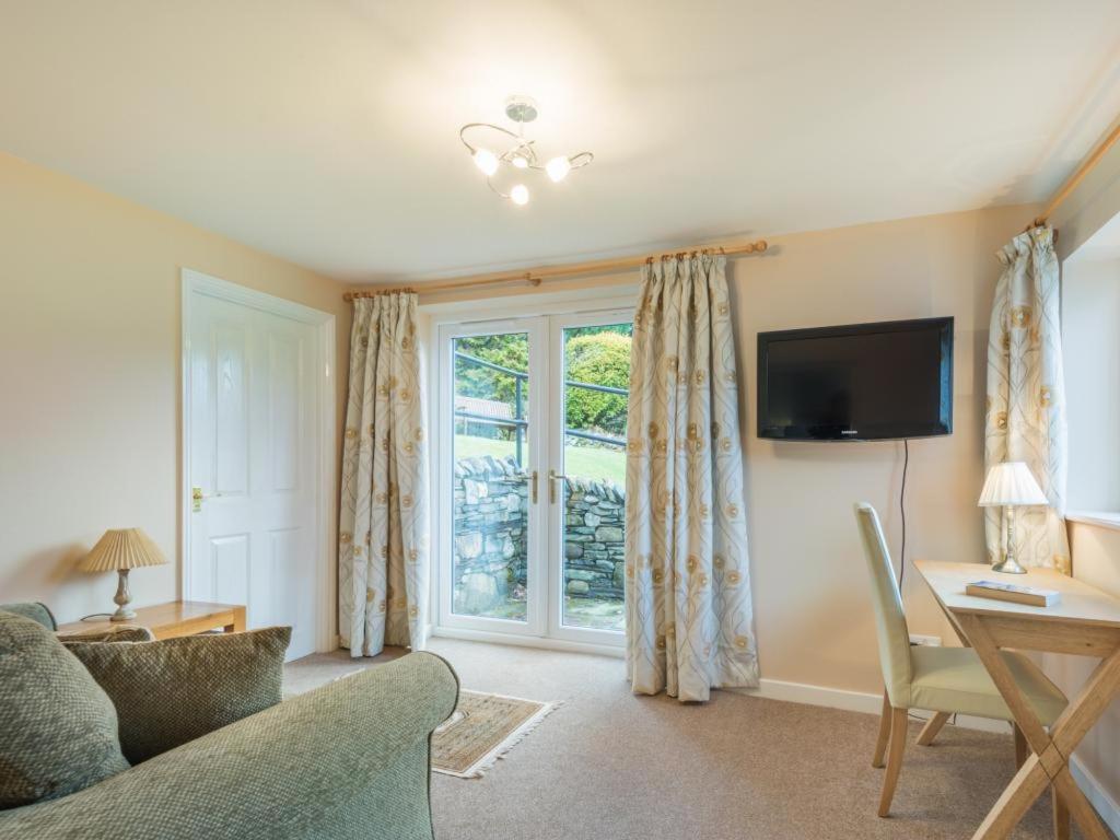 3 Bed in Keswick oc-sz194 view 4