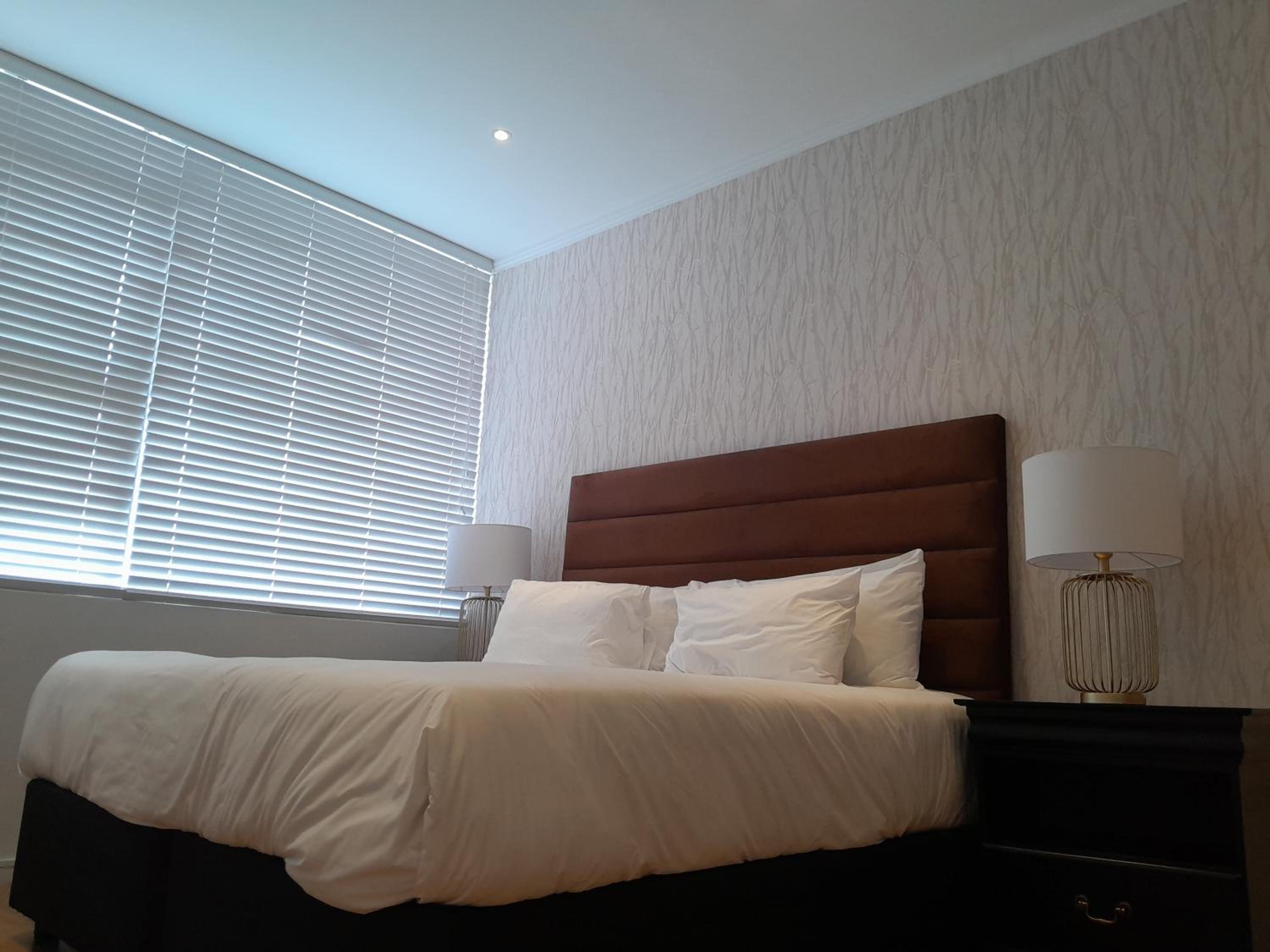 Sandton Smart Apartment Eighteen