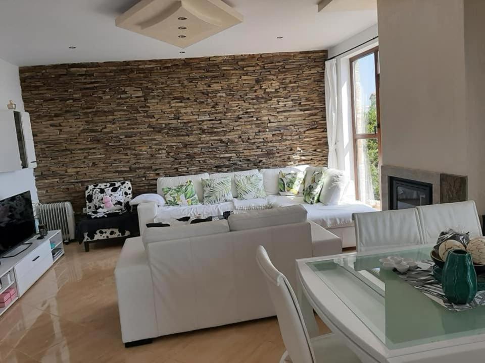 Villa Bellerose