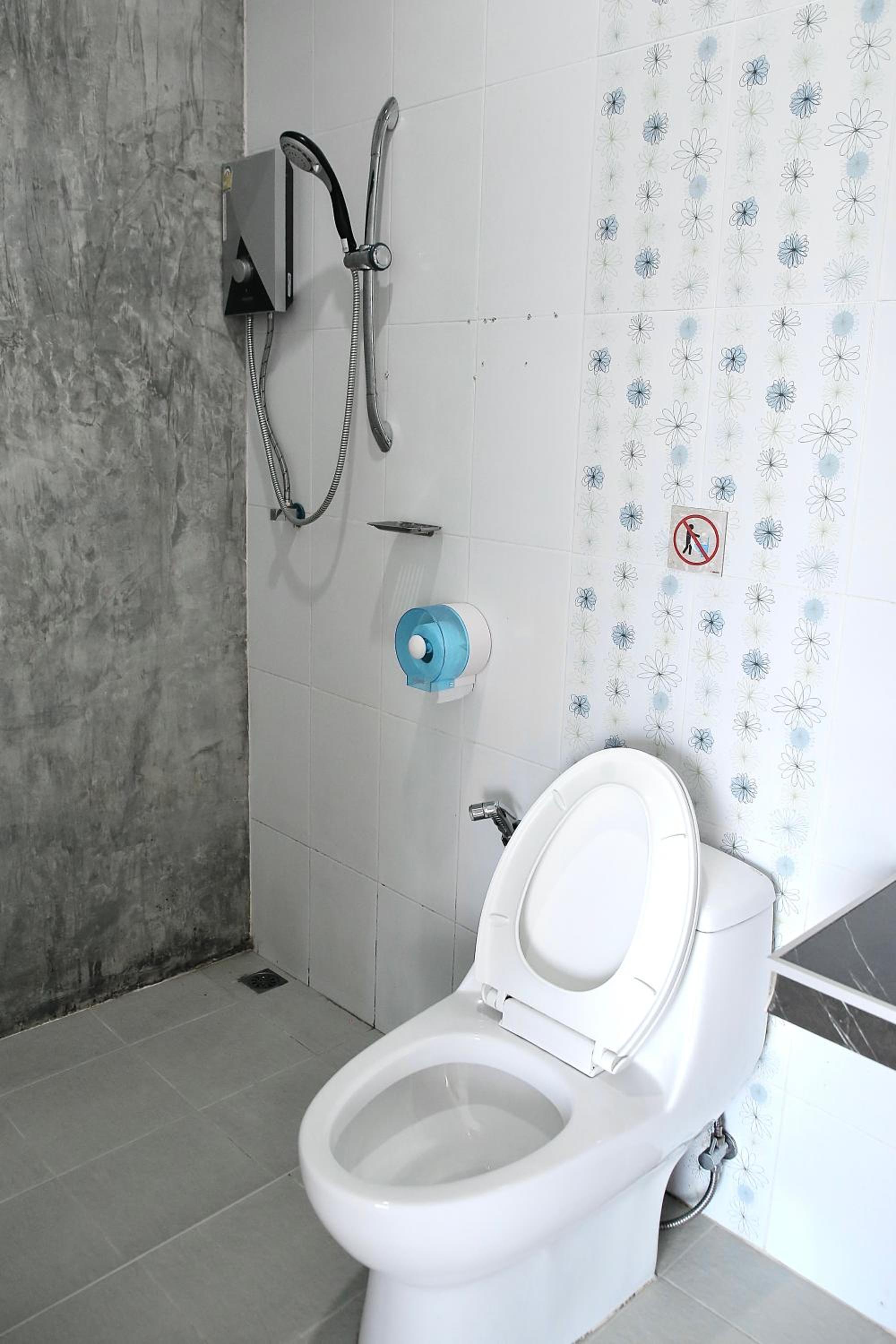 Photo 32