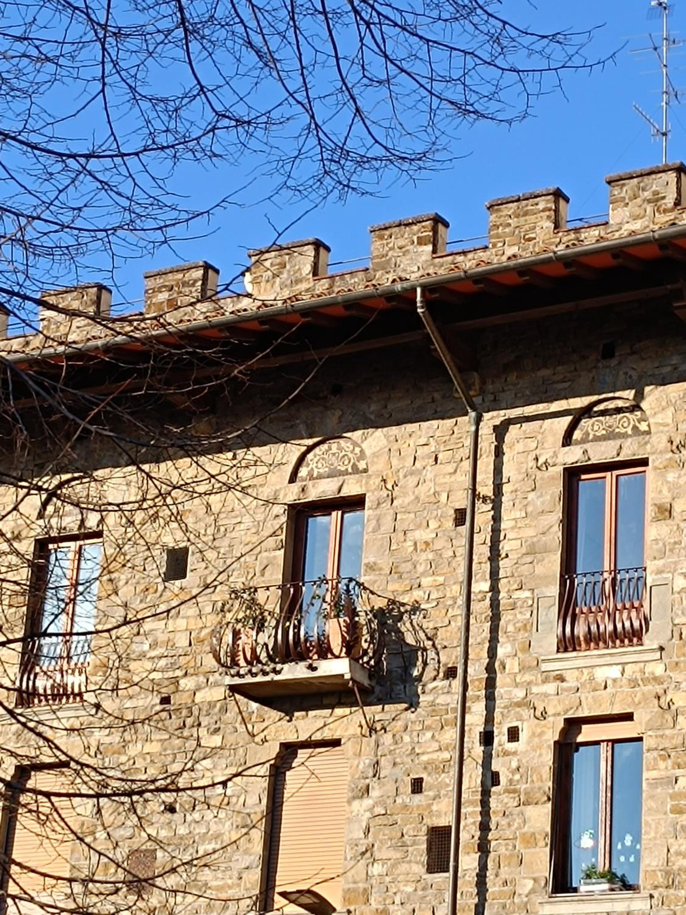 Florence castle apartment 2 bedrooms, 2 bathrooms