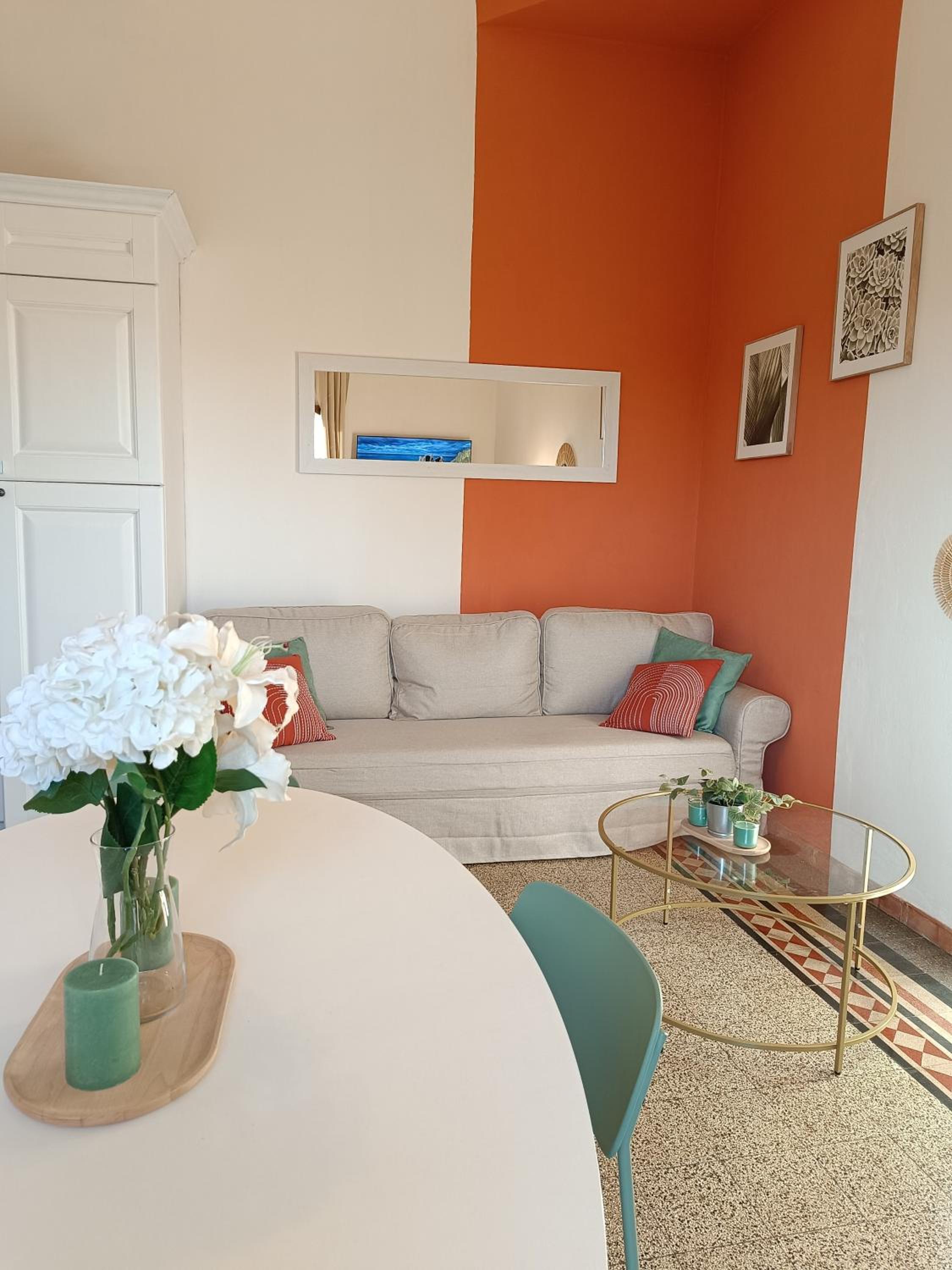 Florence castle apartment 2 bedrooms, 2 bathrooms