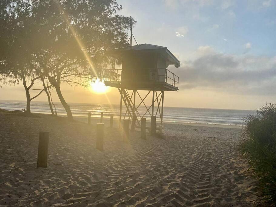 Caves Beach suite with privacy and beach location