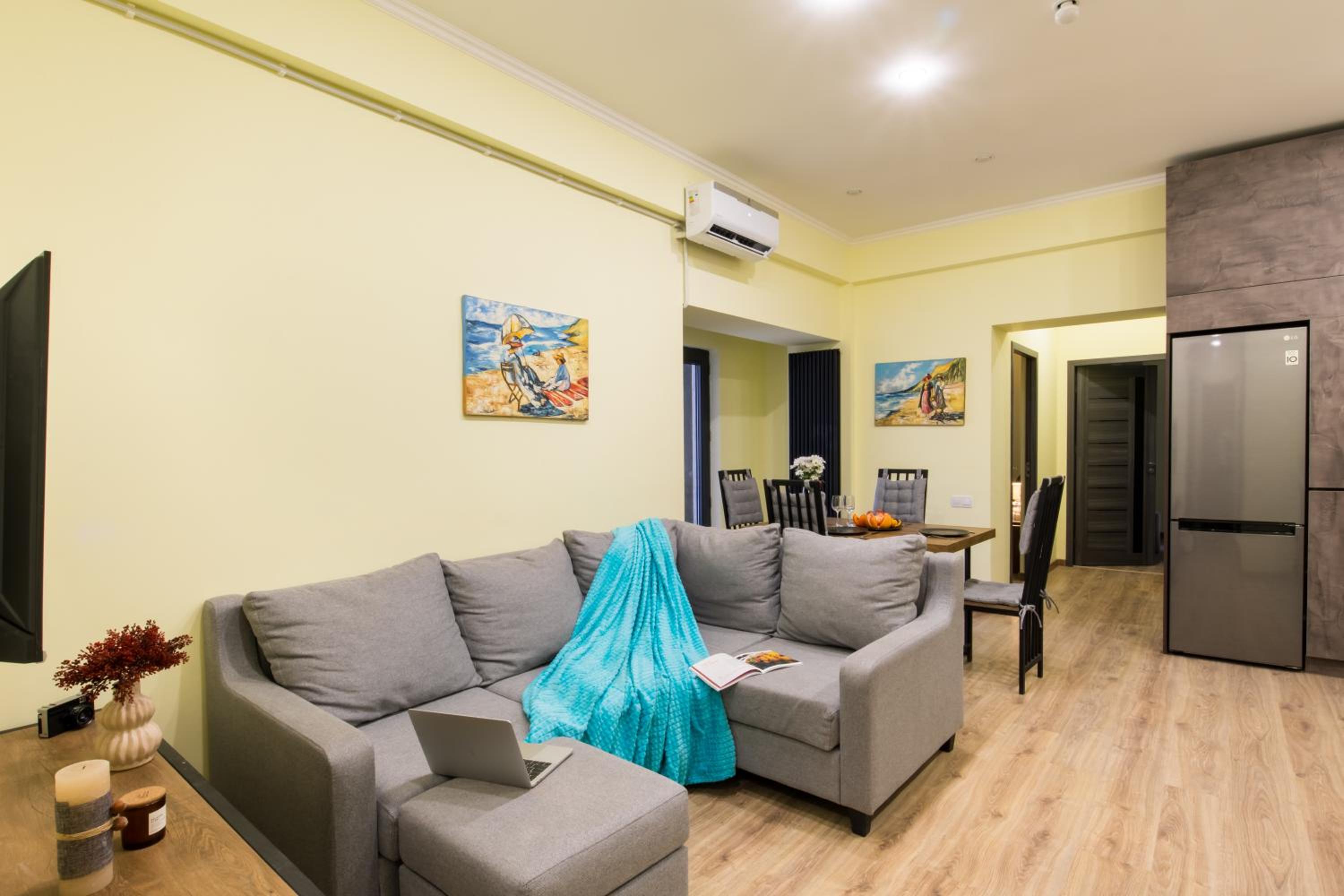 hotelise l Galleria Apartment