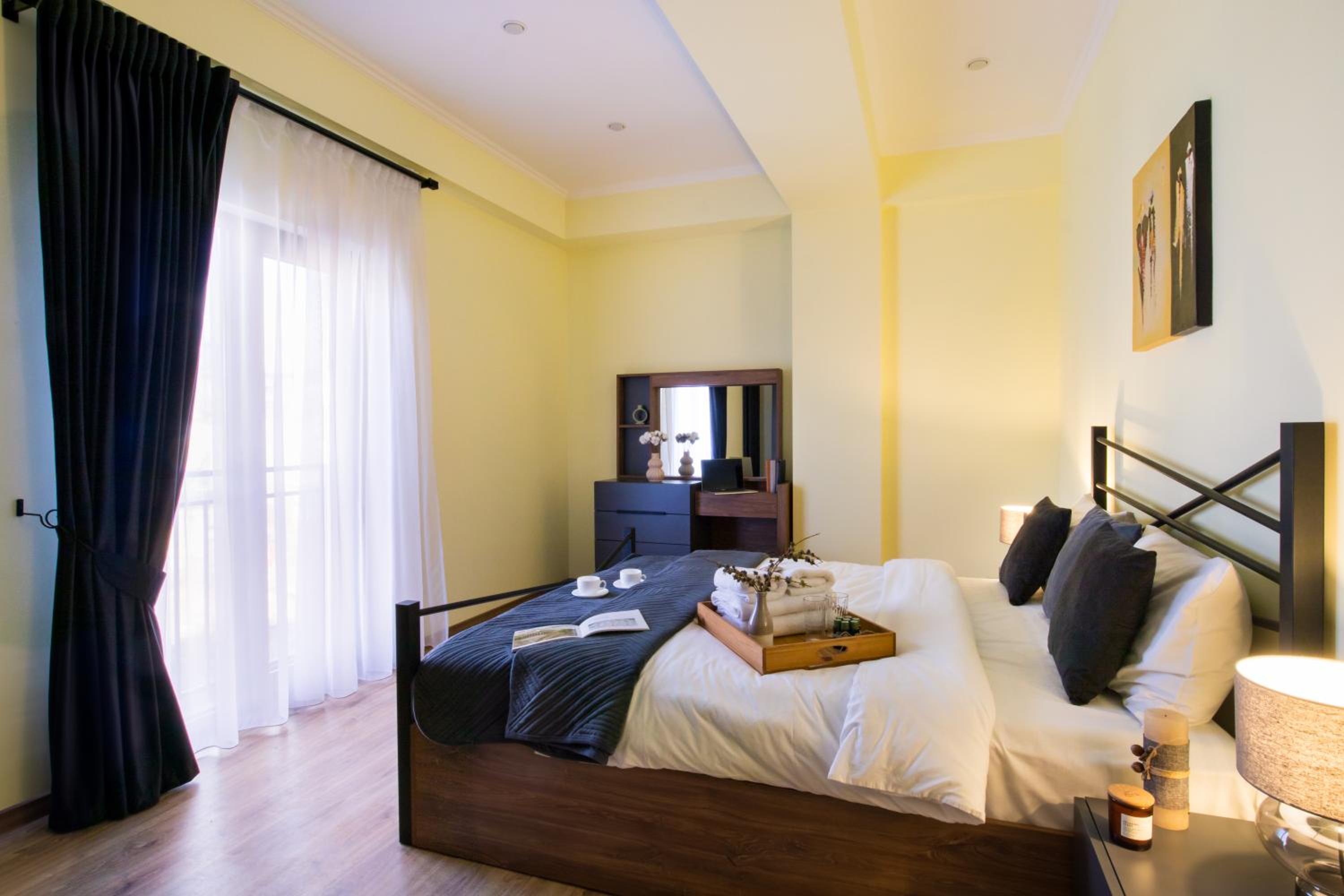 hotelise l Galleria Apartment