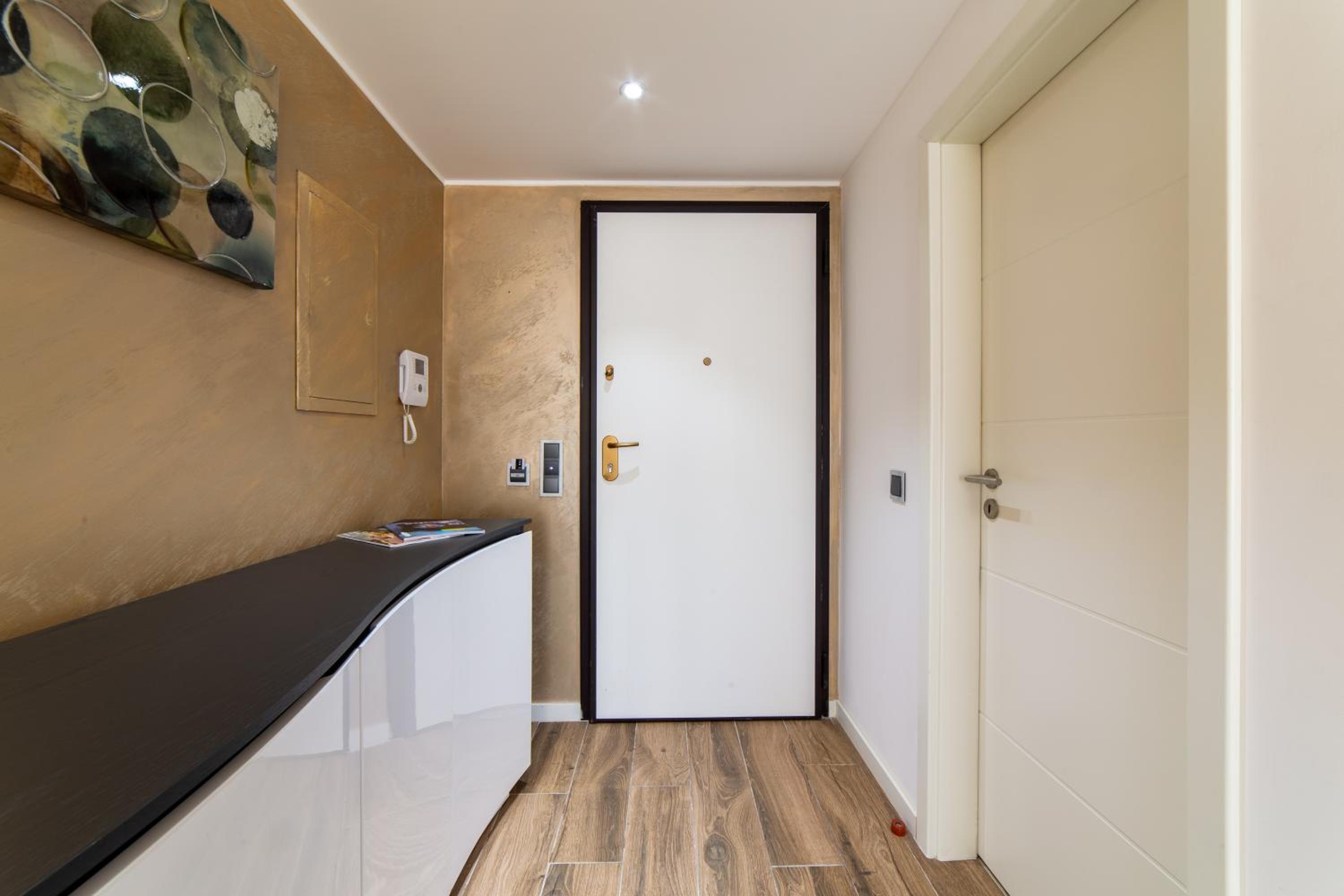 The Queen Luxury Apartments - Villa Carlotta
