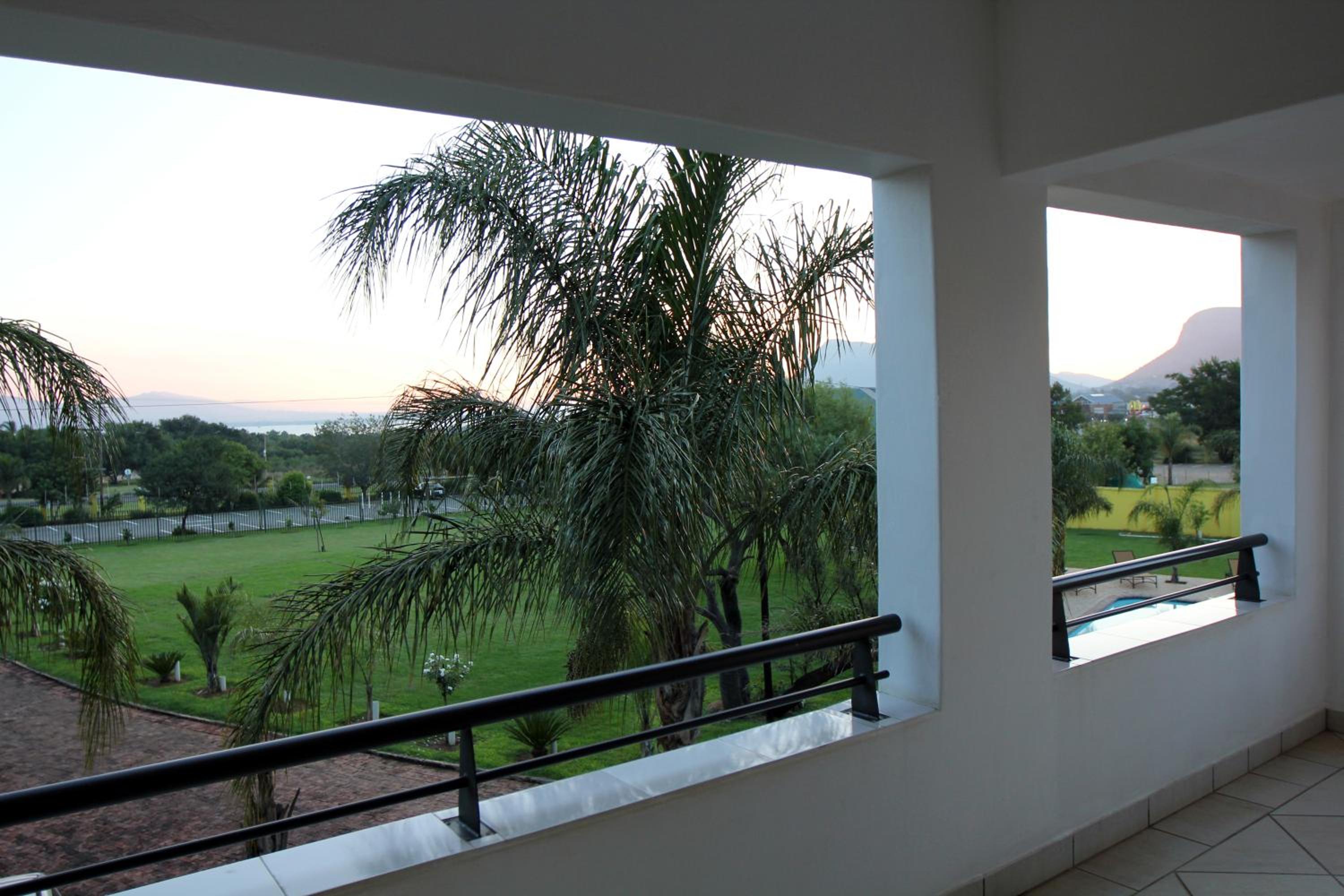 Casa Bianca Guest Lodge