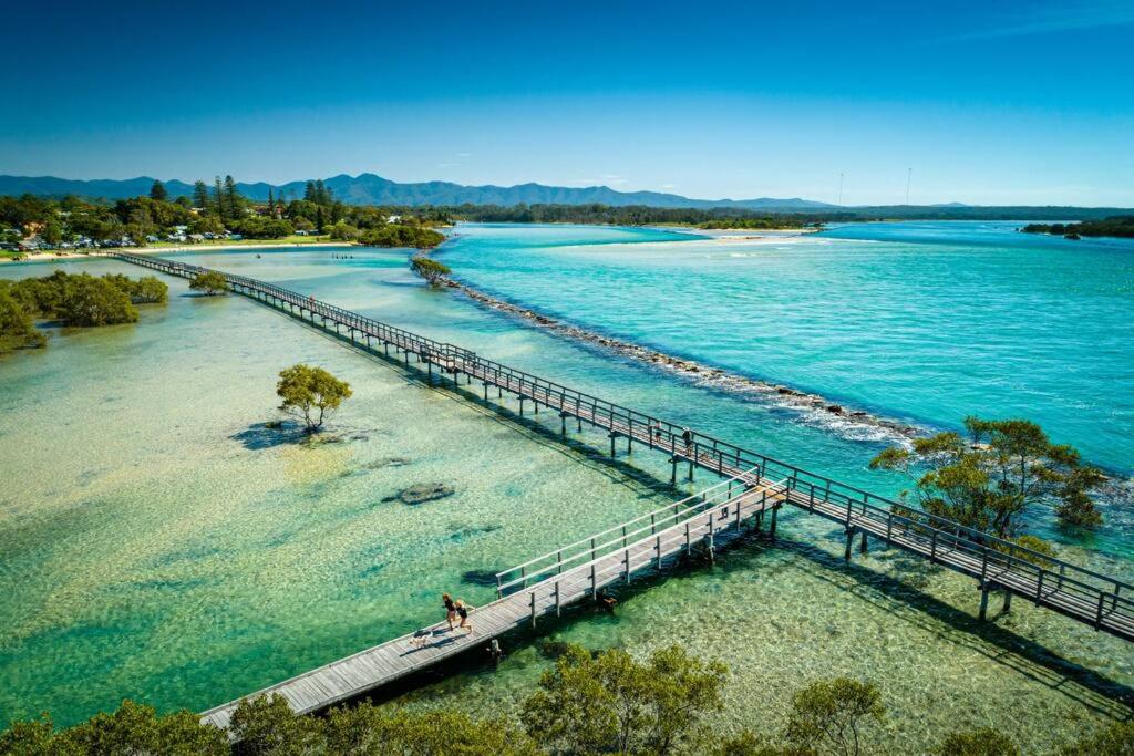 Byron's Beach House Mylestom