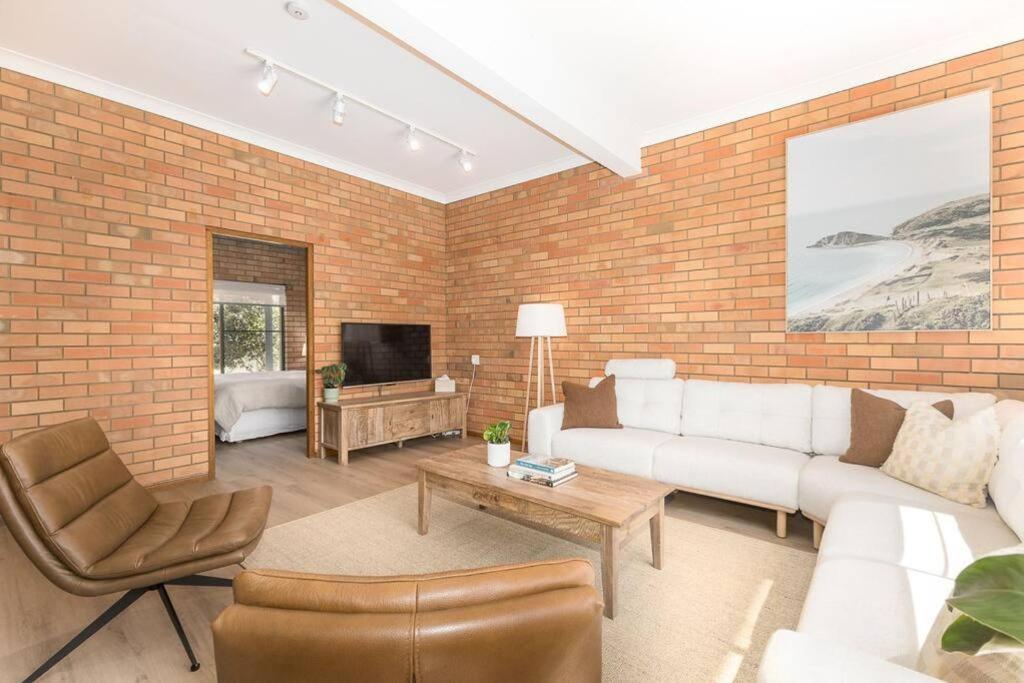 Byron's Beach House Mylestom