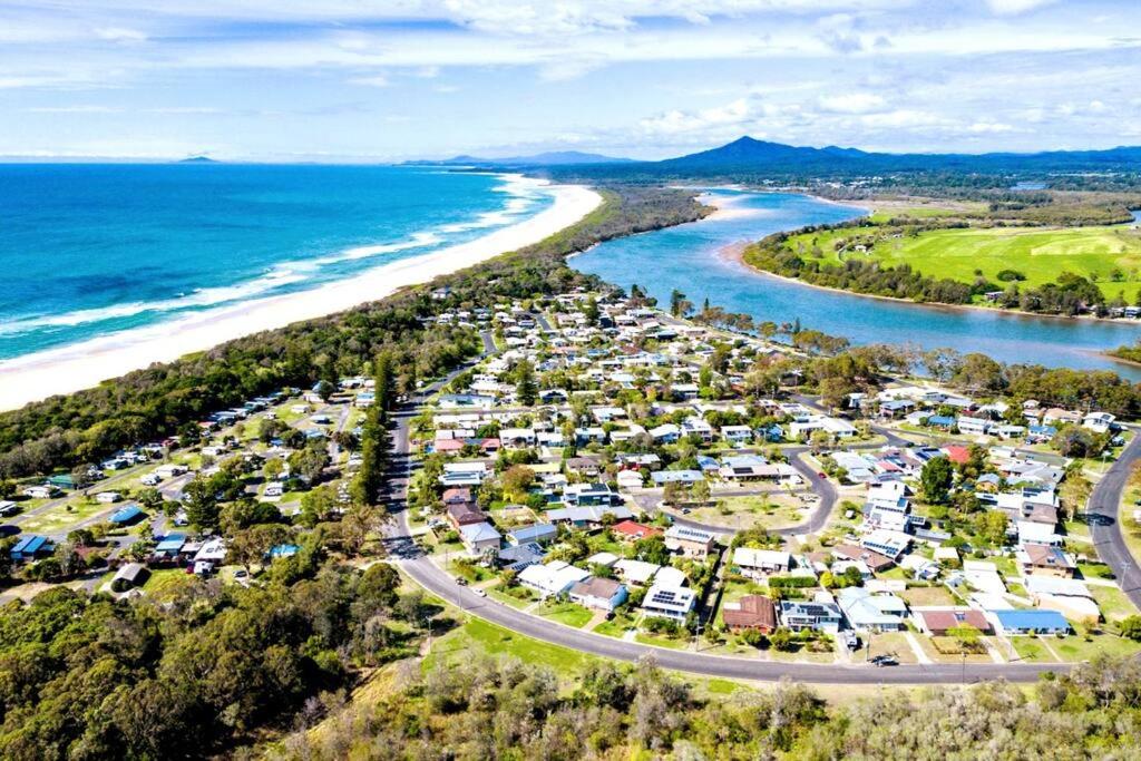 Byron's Beach House Mylestom