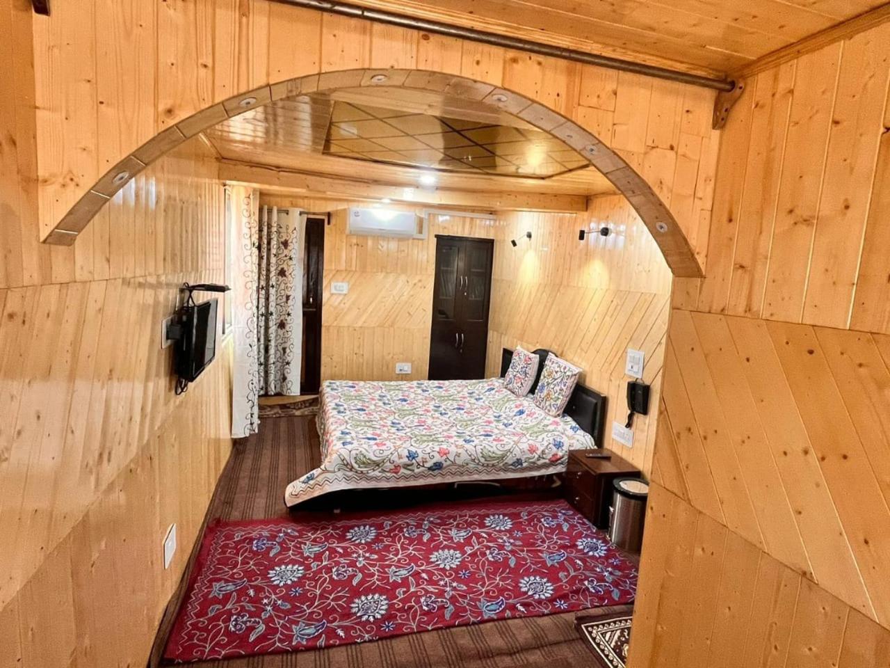 Gulmarg View Cottage