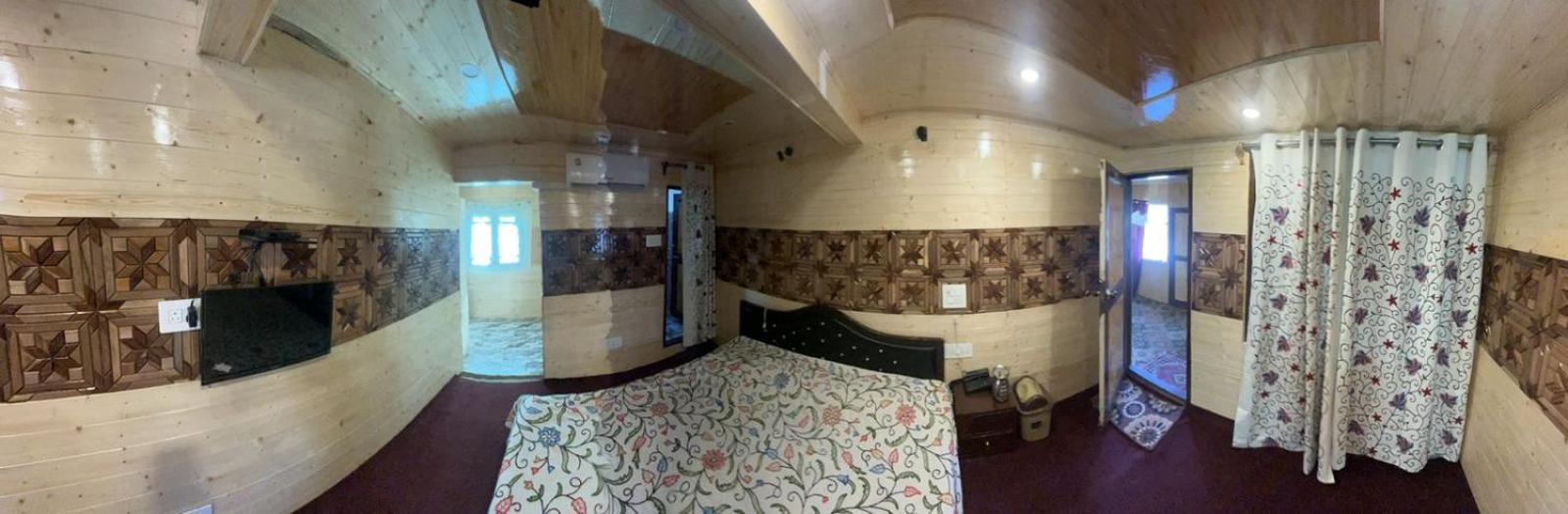 Gulmarg View Cottage