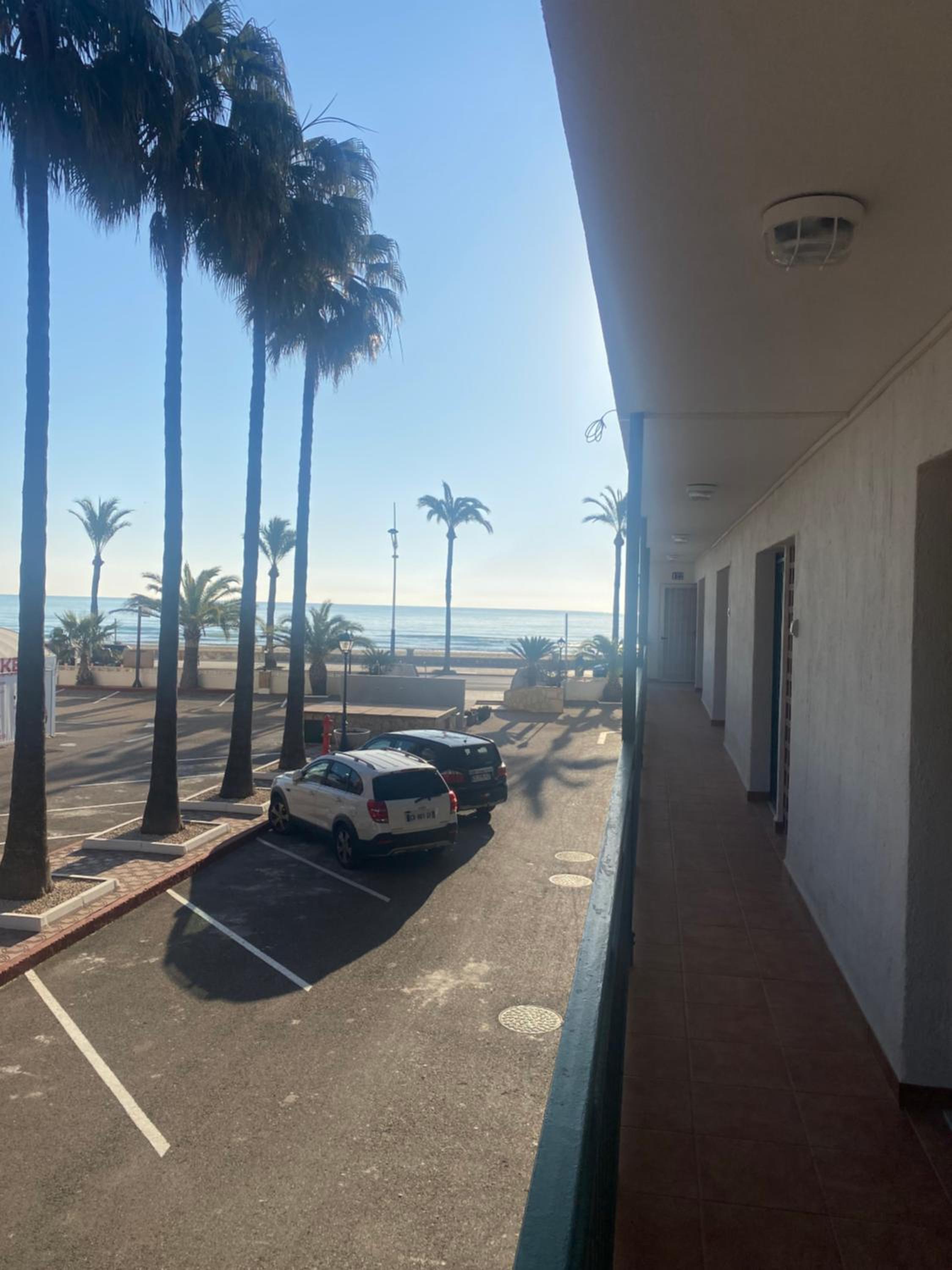 Les Doyes 116 Primera linea en Playa Norte view 5