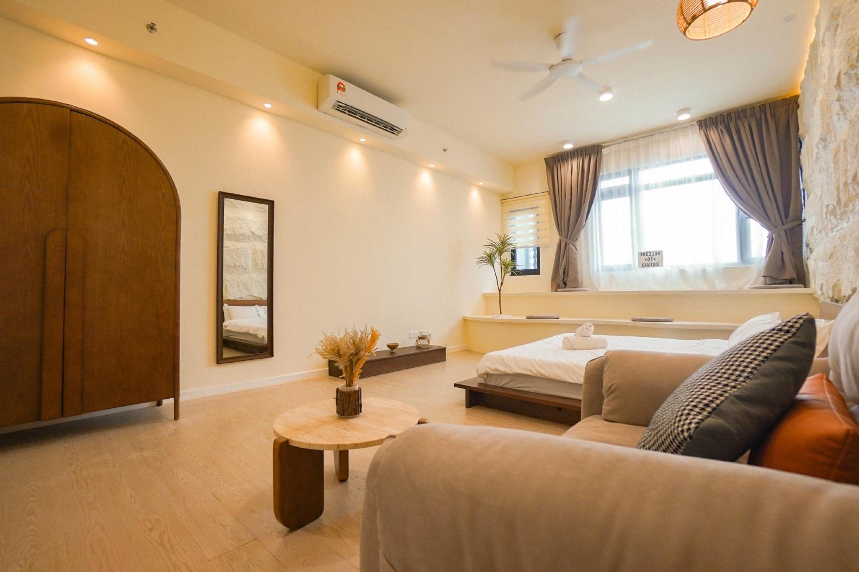 Chambers Suite Studio KLCC PWTC by Unimax