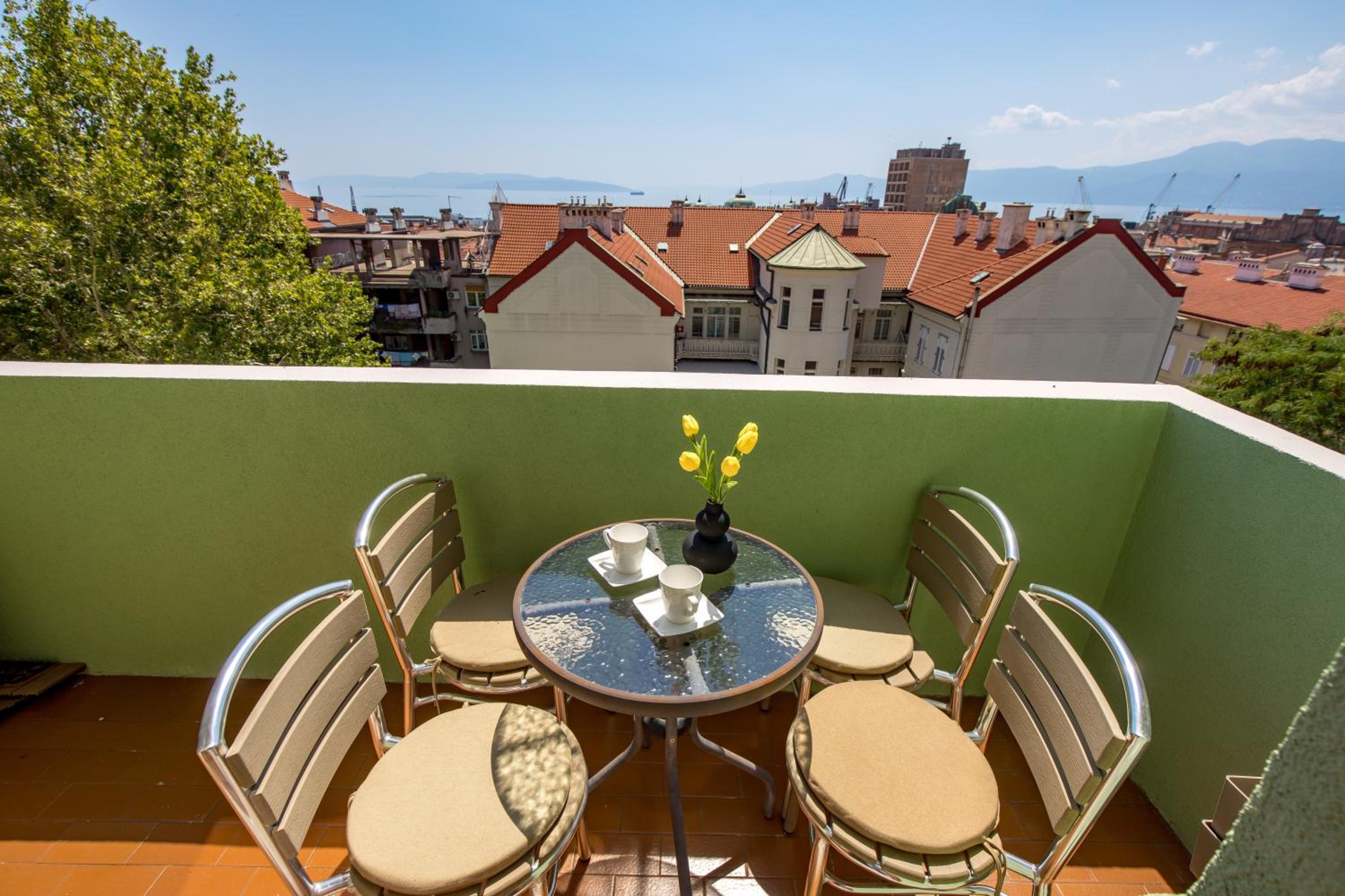 Molo Longo - Downtown Apartments