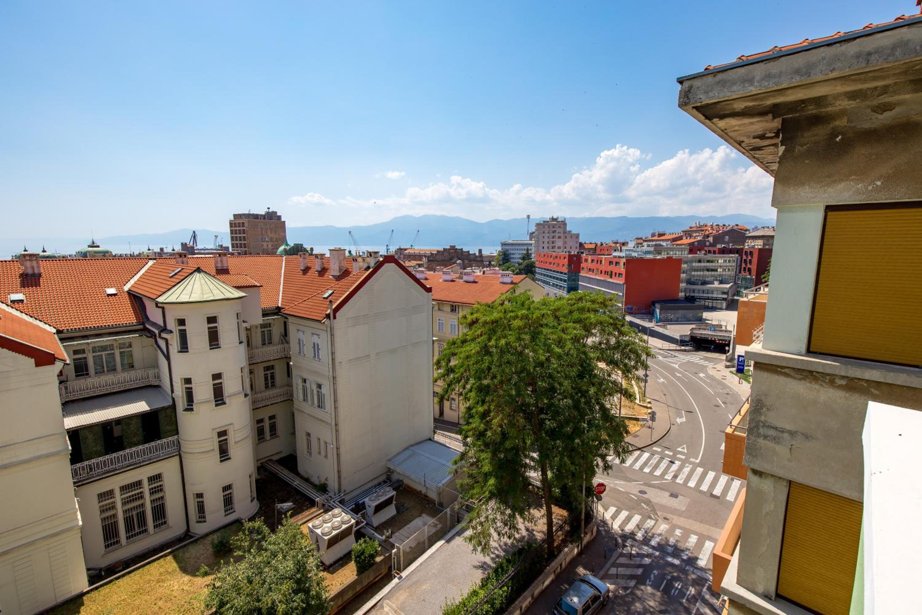 Molo Longo - Downtown Apartments