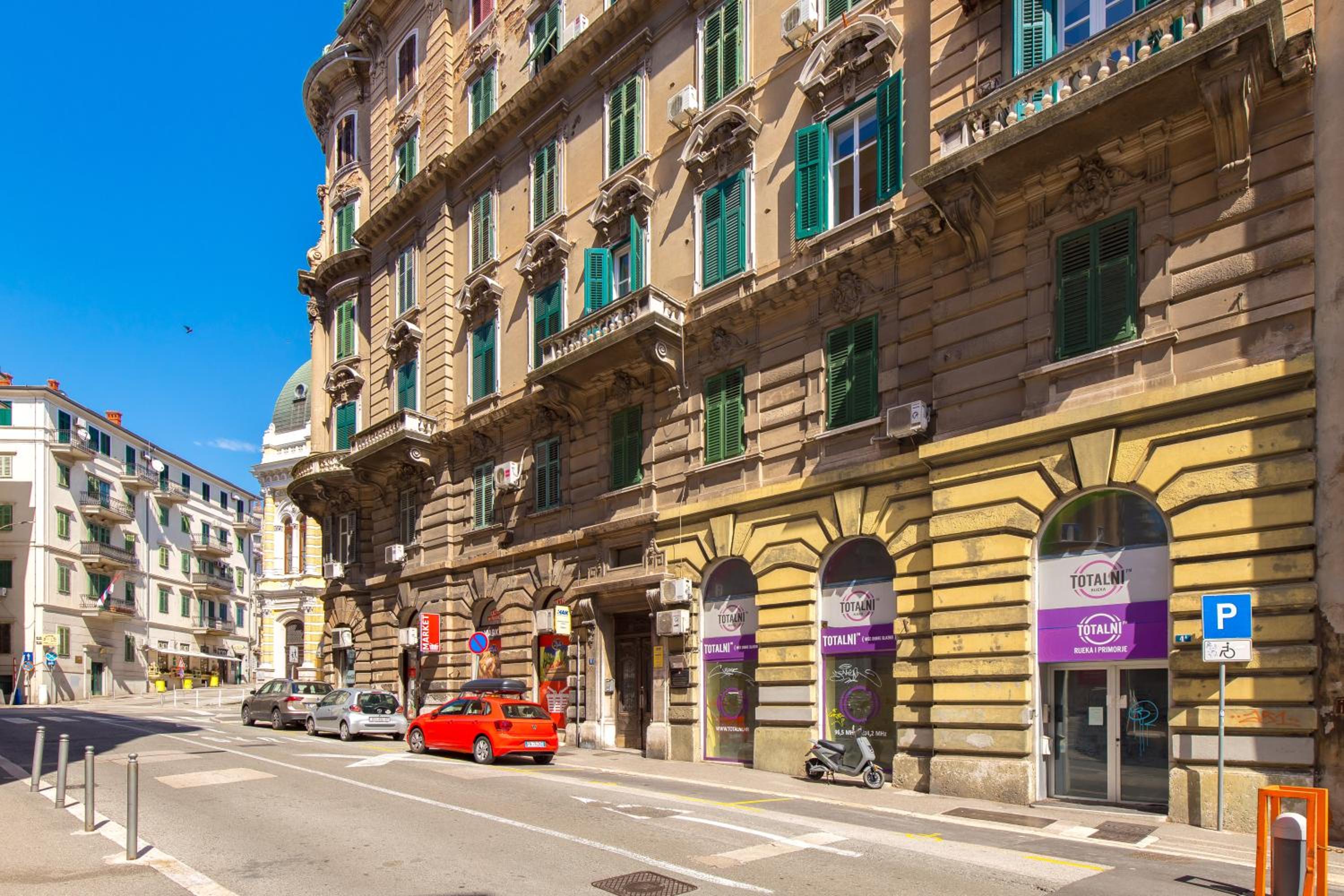 Molo Longo - Downtown Apartments