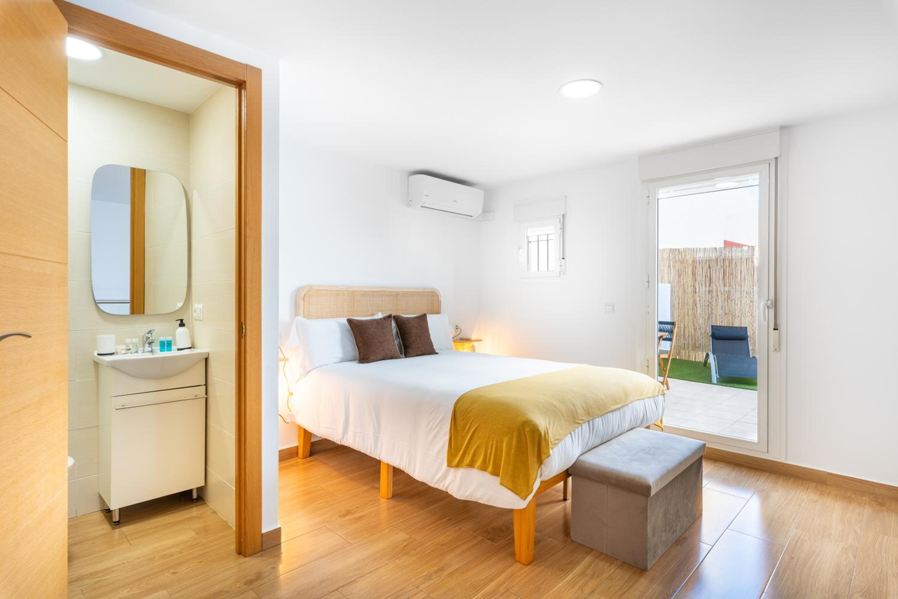 WintowinRentals Huelin Houses con Terraza Chill Out