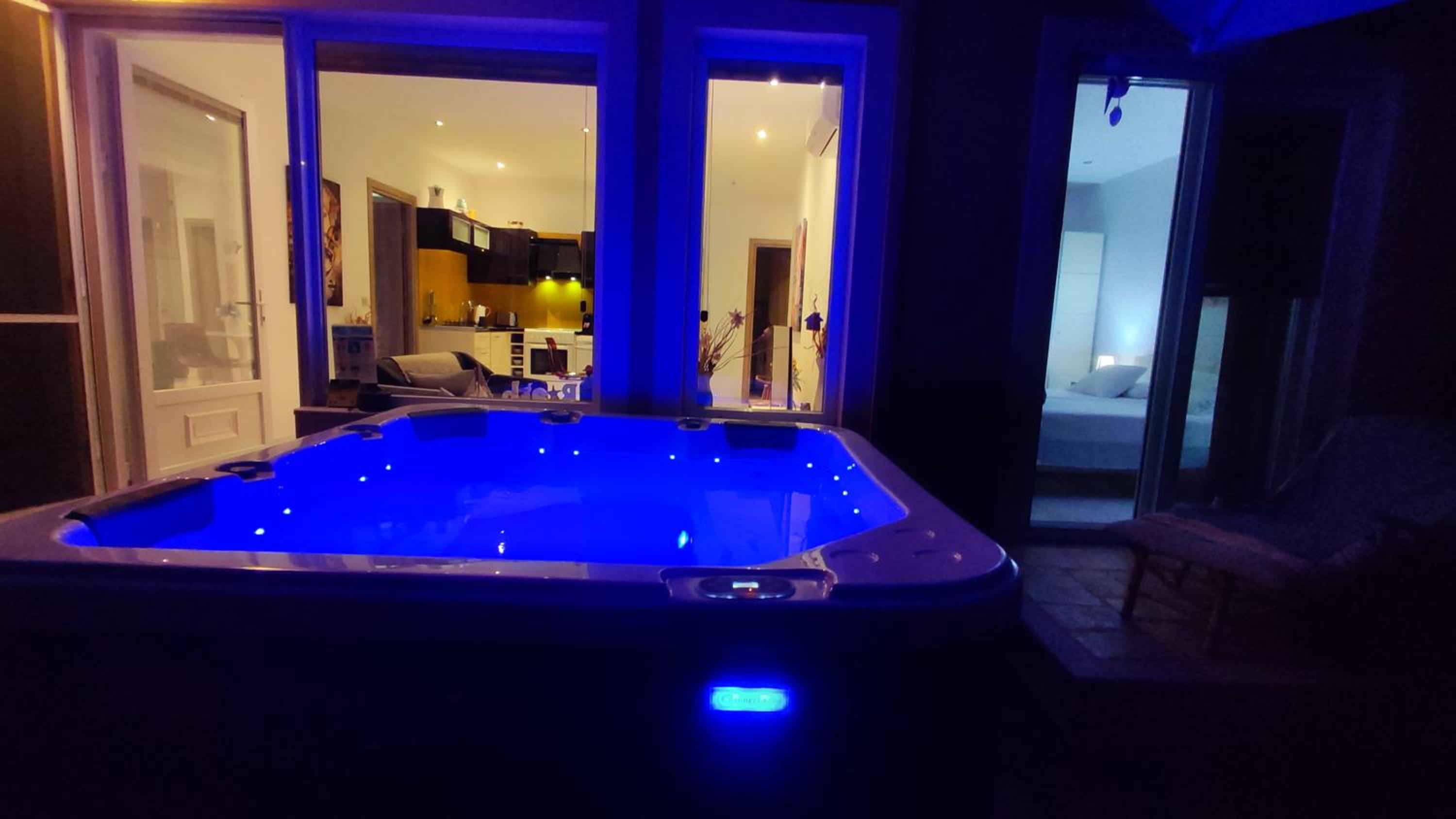 Sea La Vie Apt. photo 5