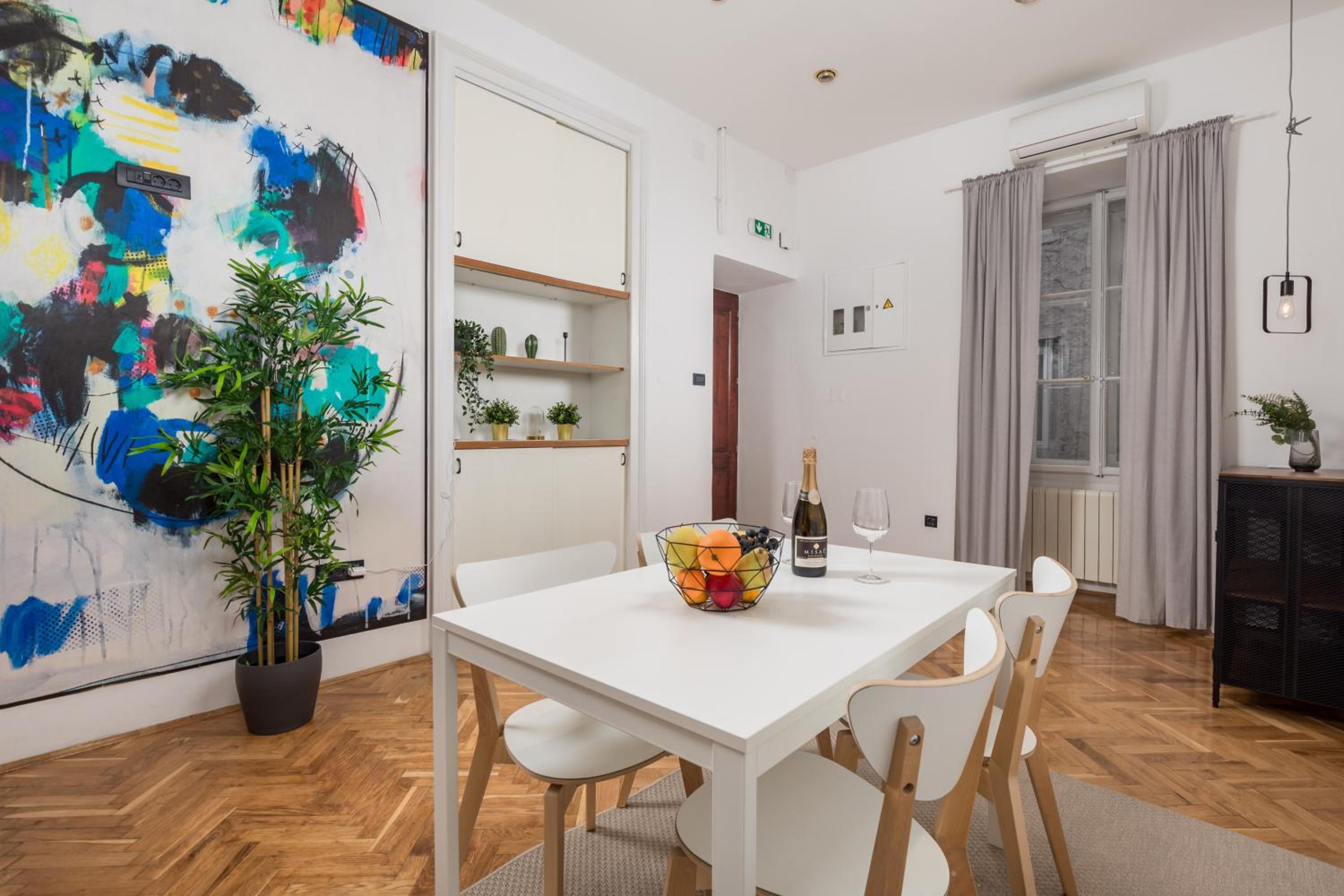 Molo Longo - Downtown Apartments