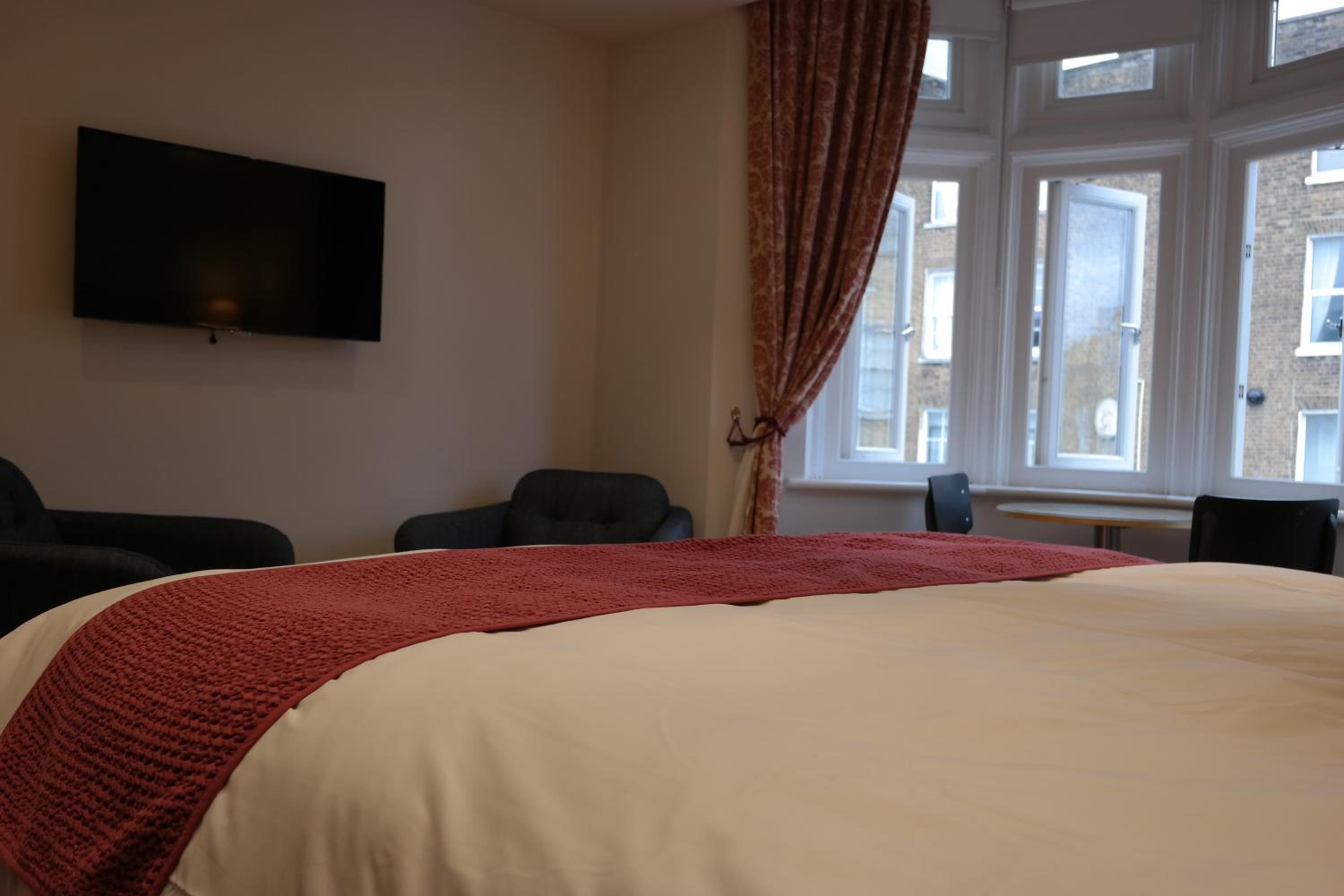 The Alma Rooms