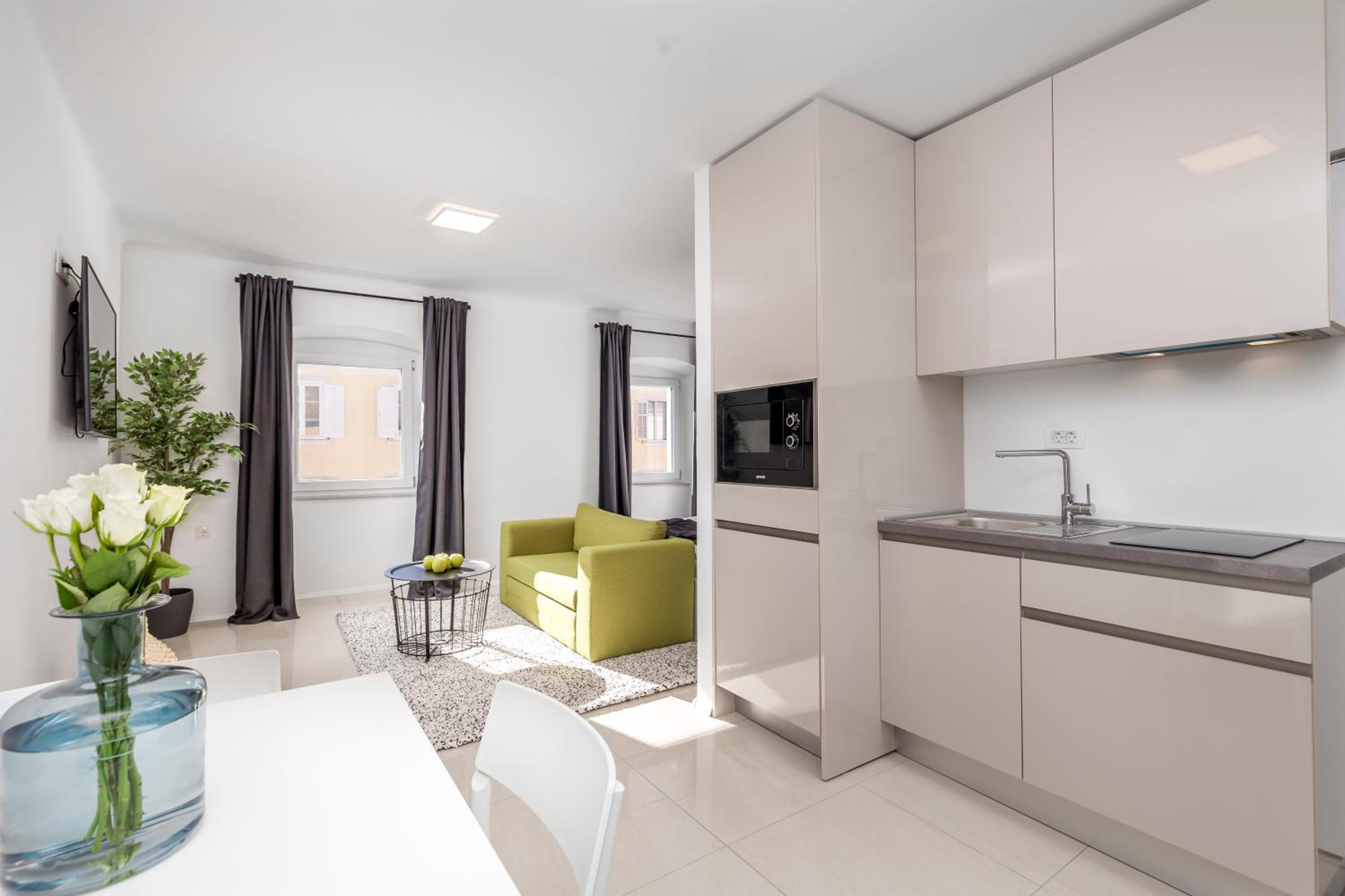 Molo Longo - Downtown Apartments
