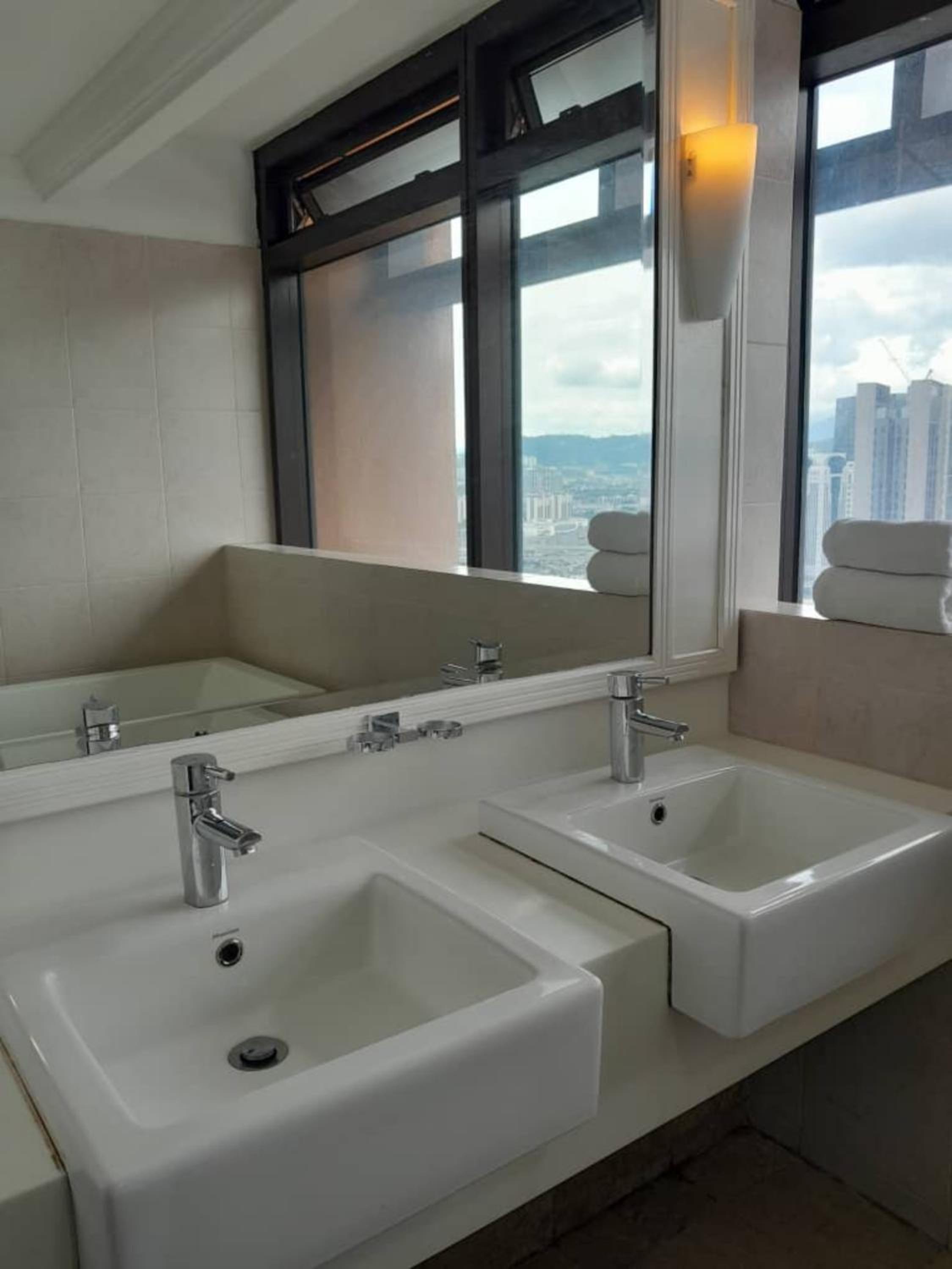 Home City Stay at Times Square KL