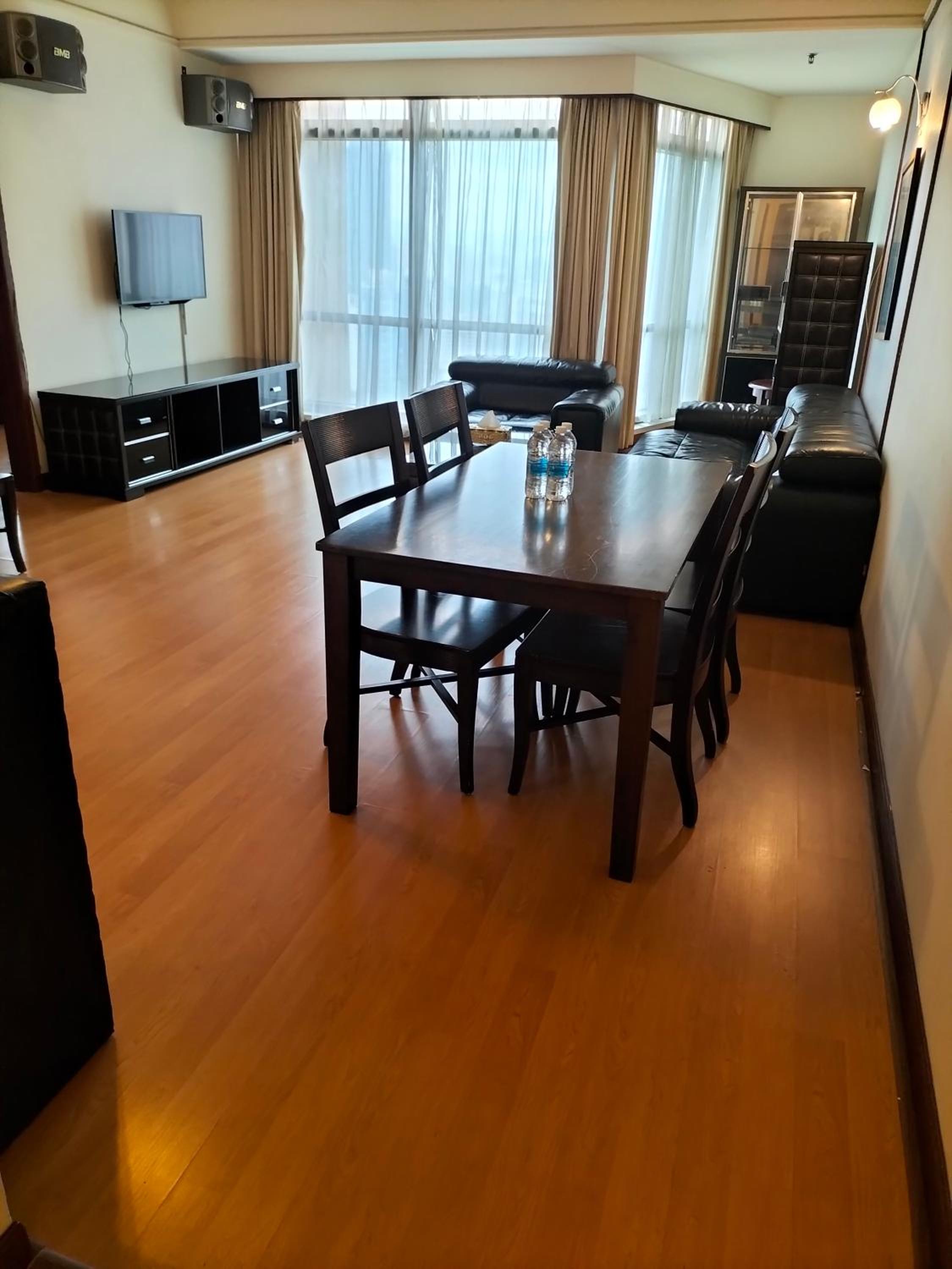 Home City Stay at Times Square KL