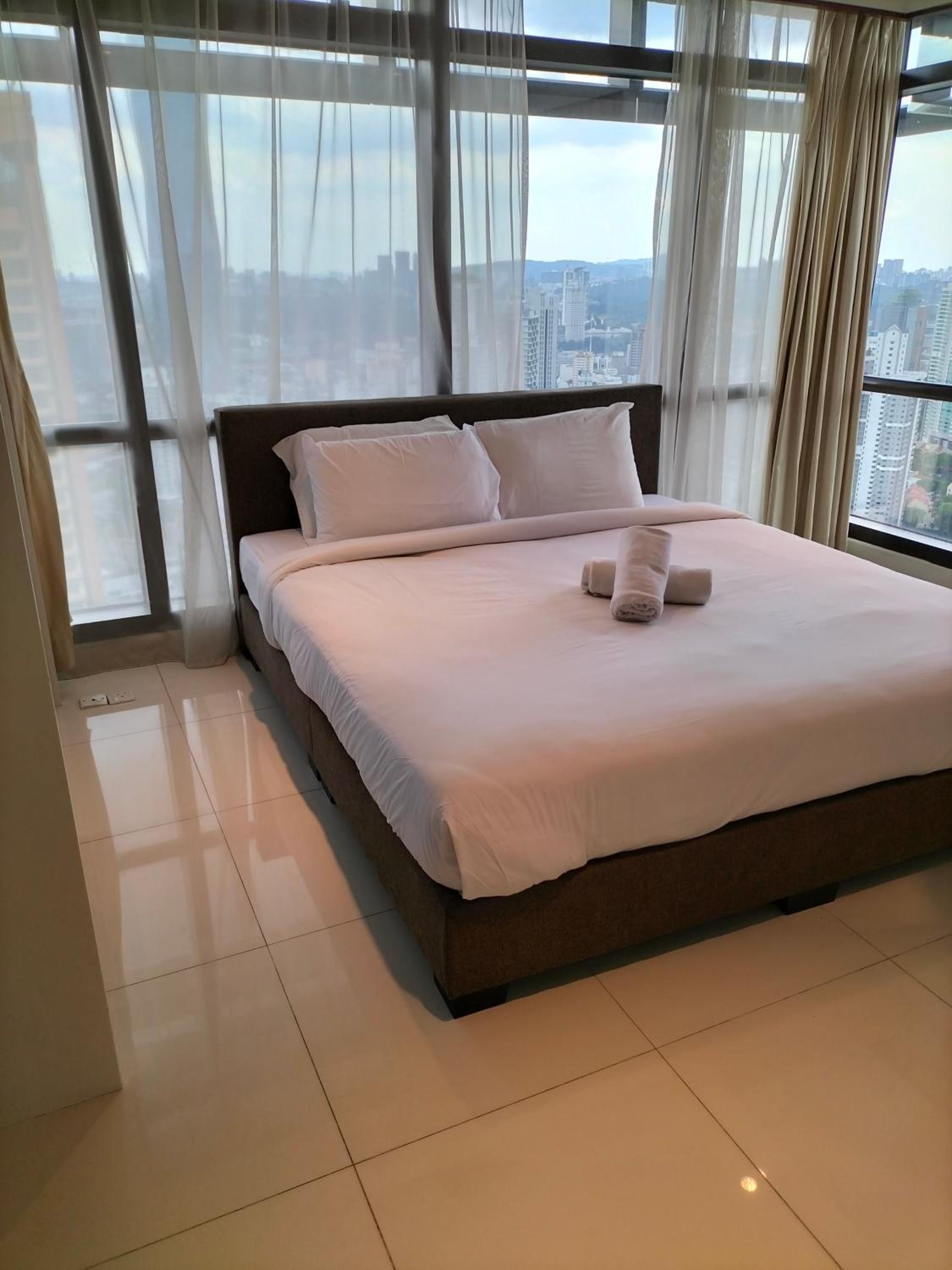 Home City Stay at Times Square KL