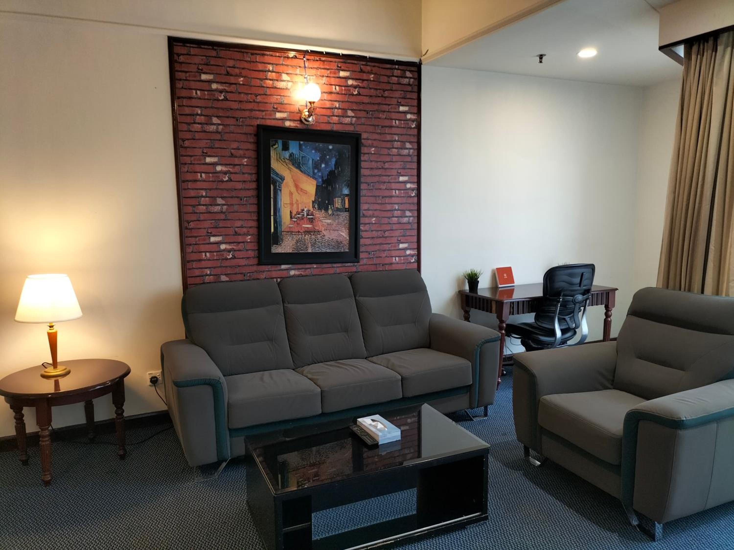 Home City Stay at Times Square KL