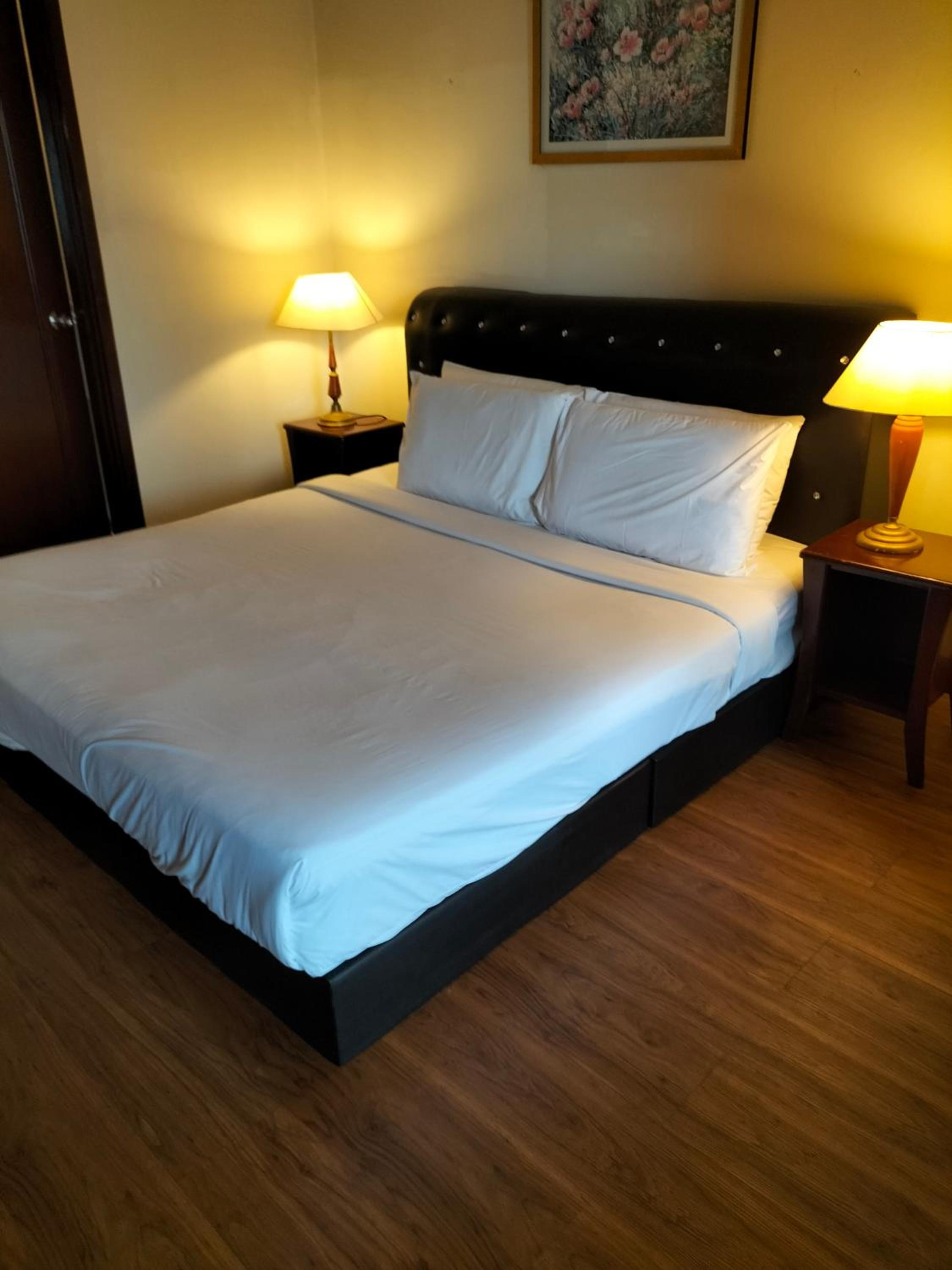 Home City Stay at Times Square KL
