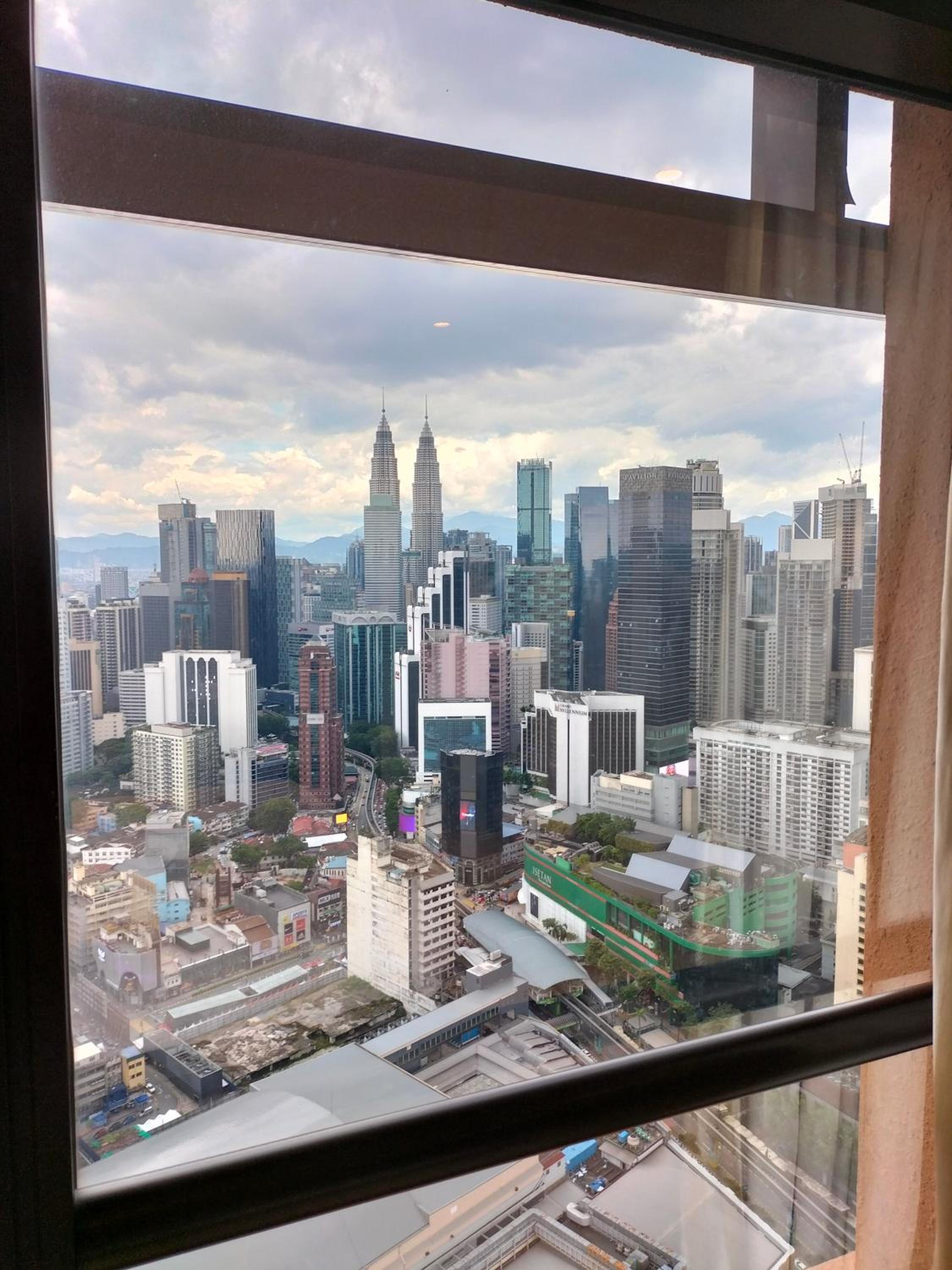 Home City Stay at Times Square KL