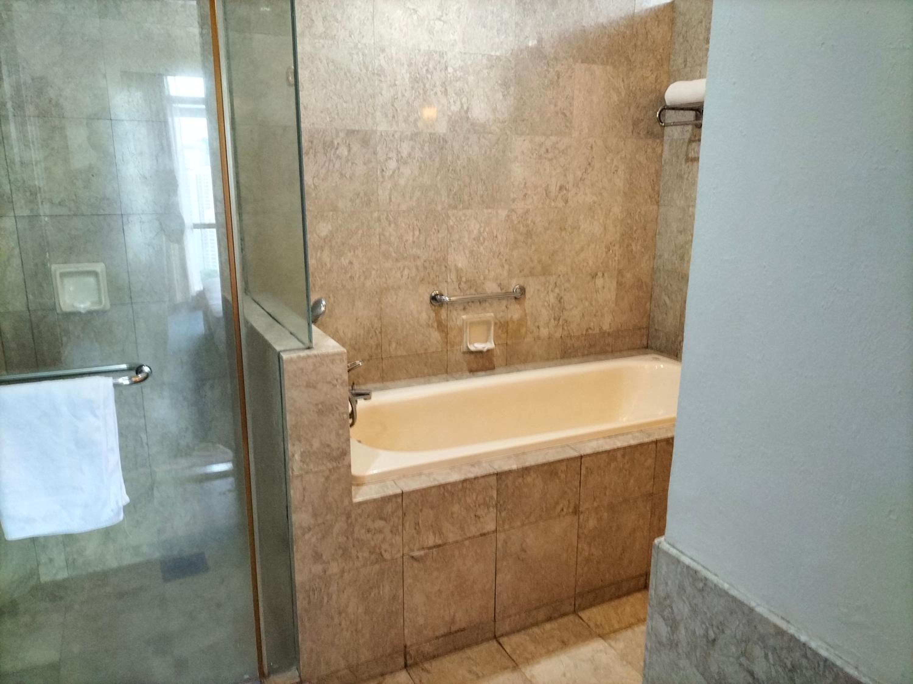 Home City Stay at Times Square KL
